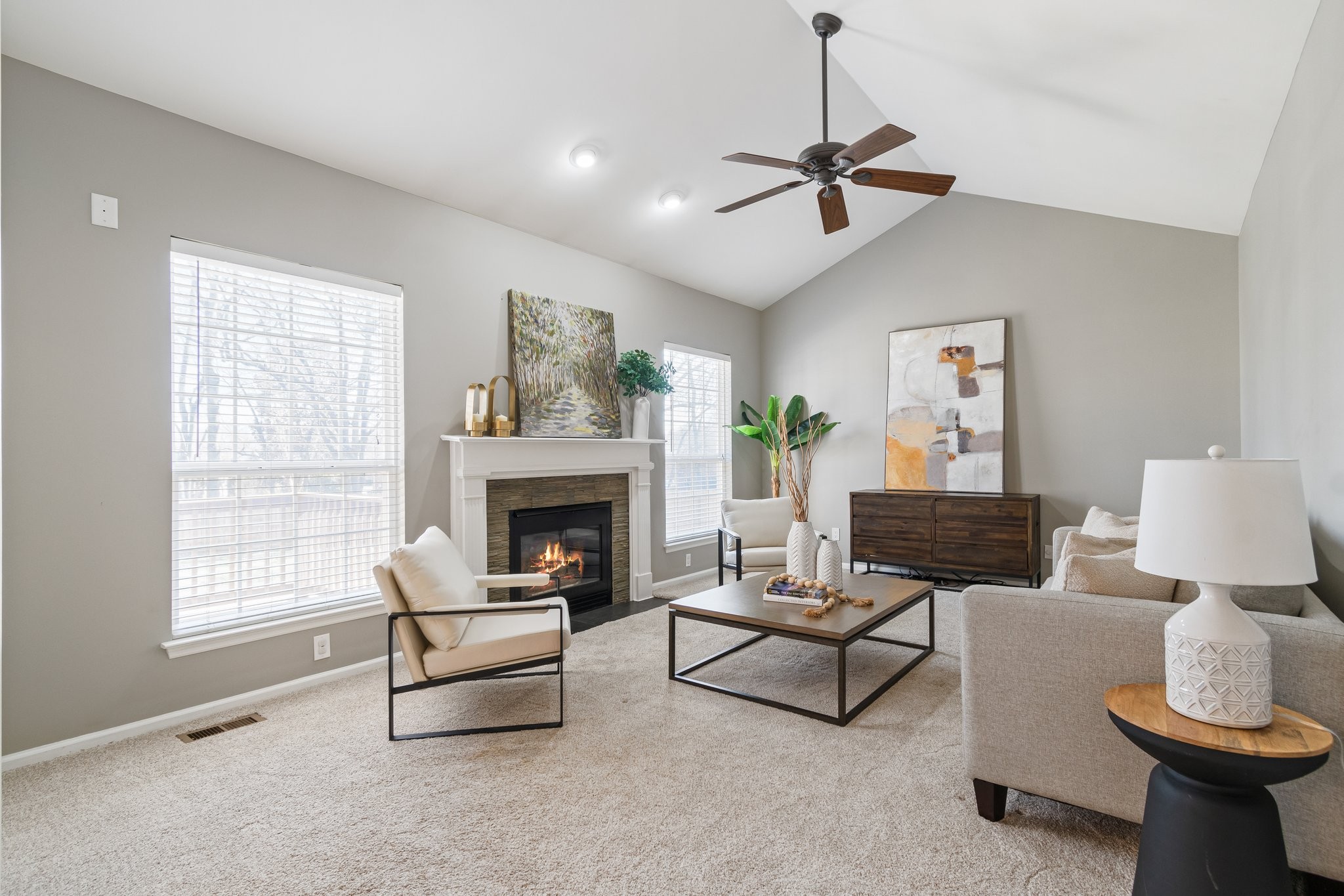 222 Lighthouse Ter