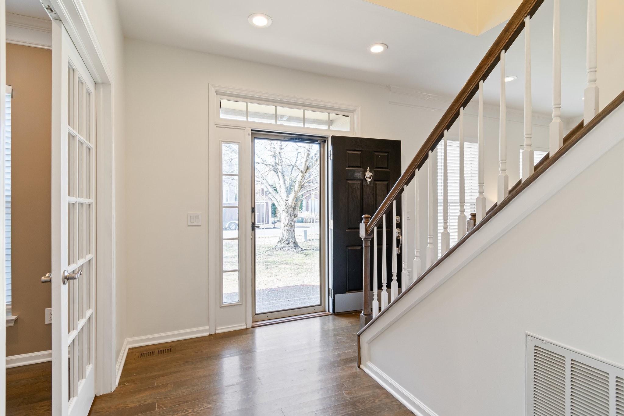 222 Lighthouse Ter