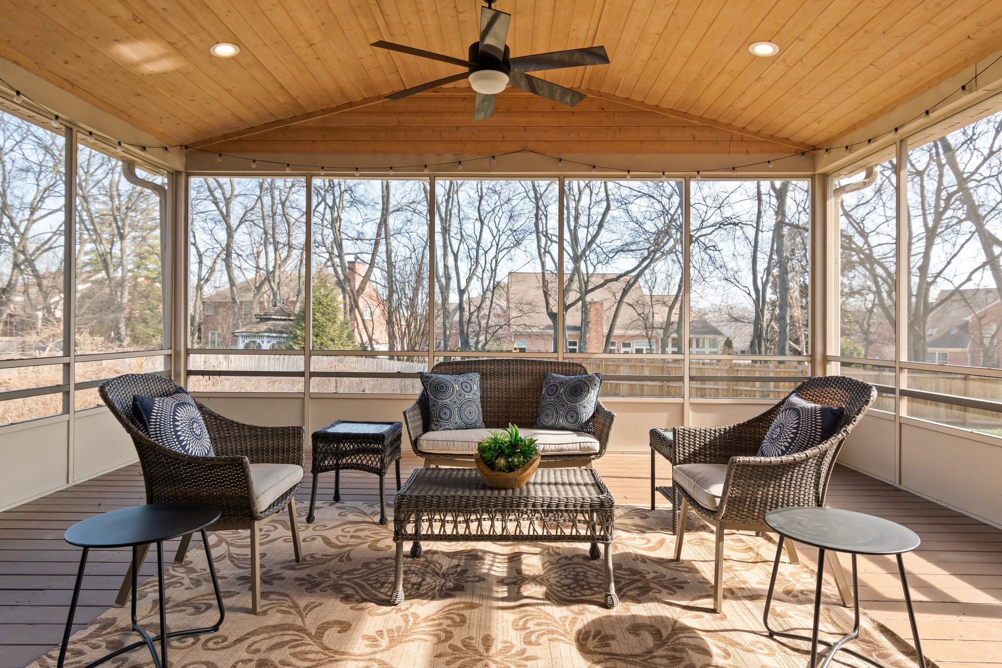 222 Lighthouse Ter