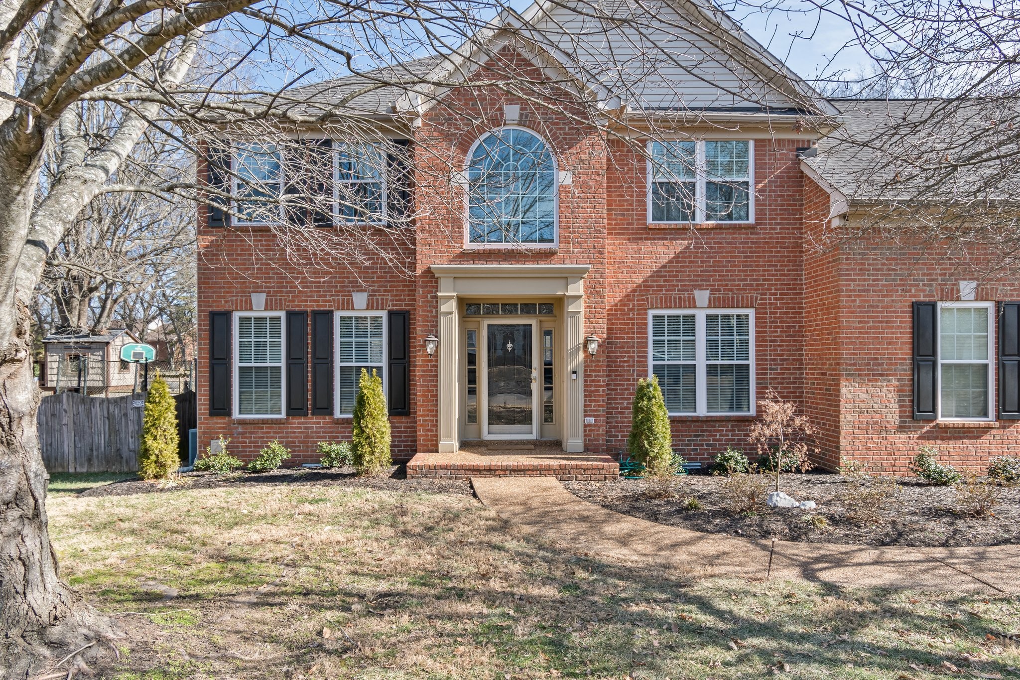 222 Lighthouse Ter
