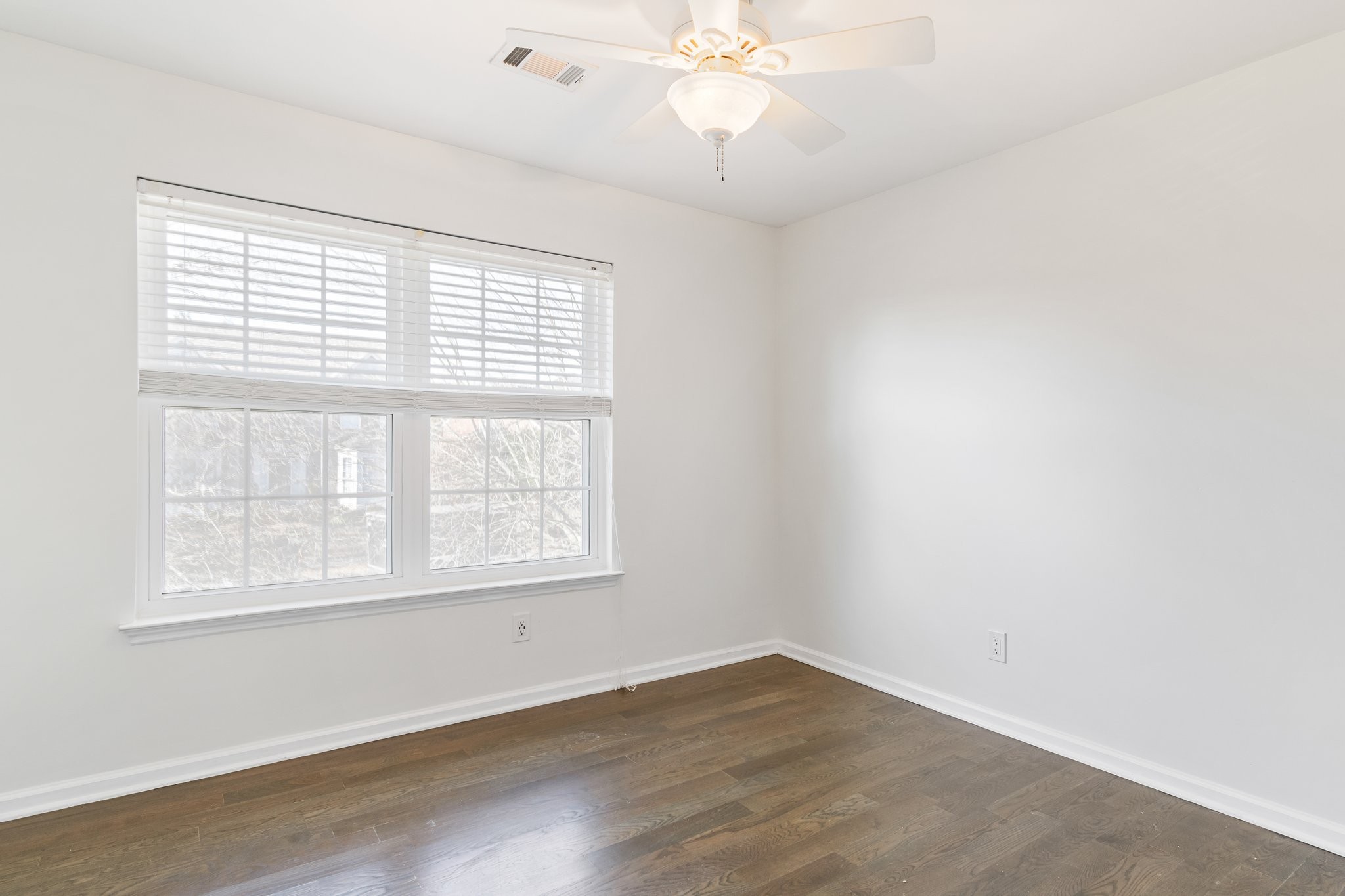222 Lighthouse Ter