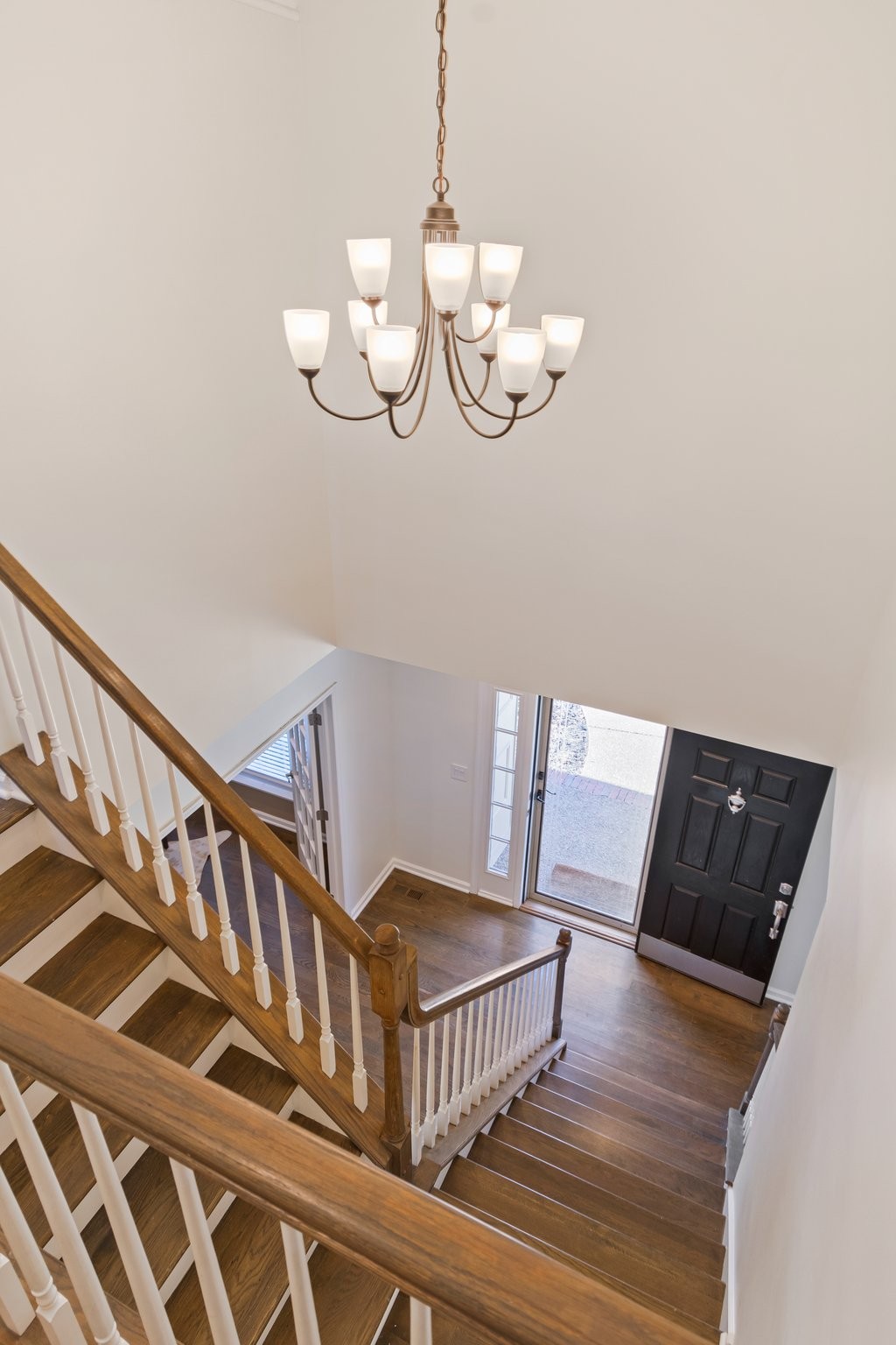 222 Lighthouse Ter