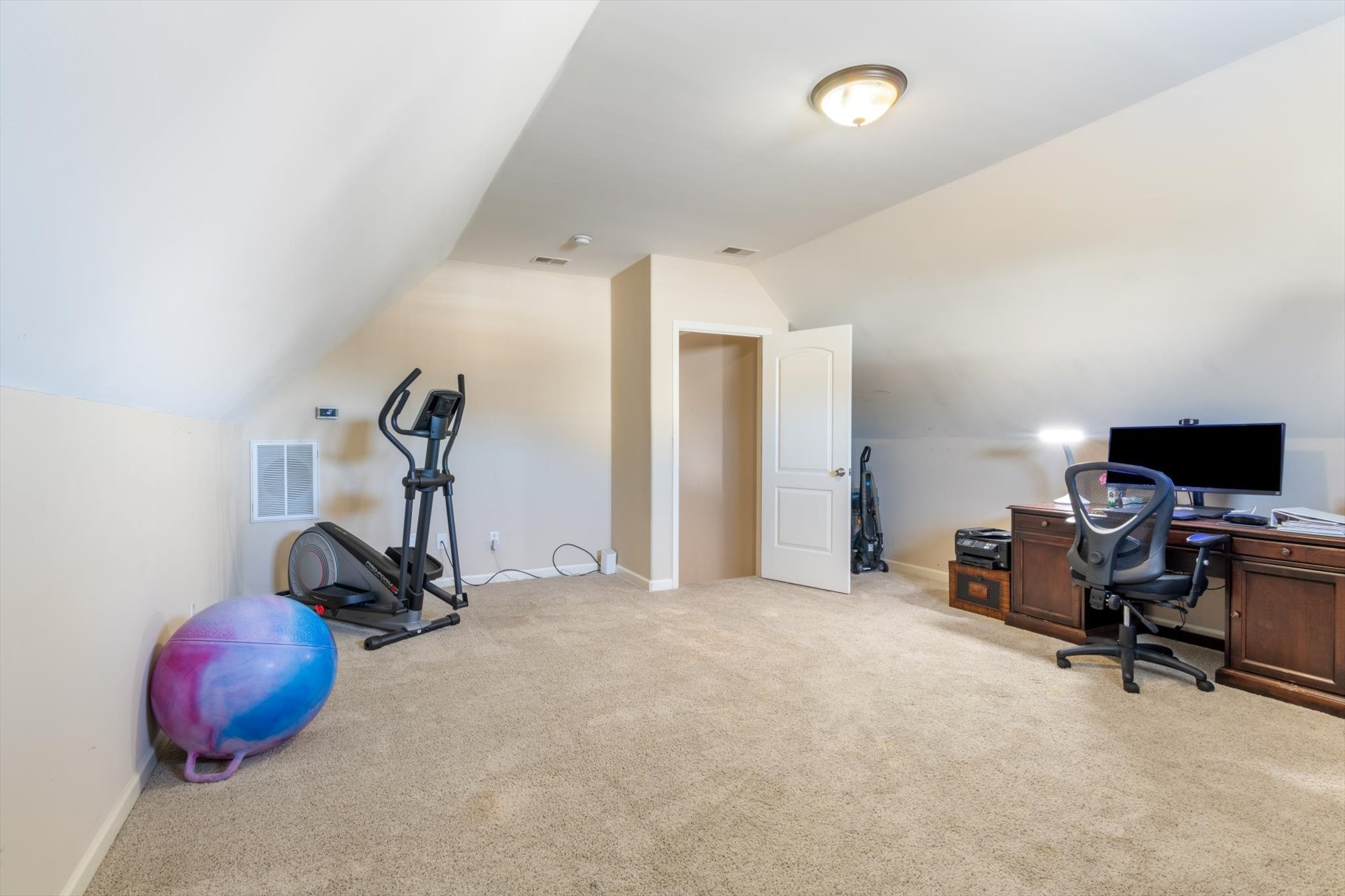 5429 Sabin Ct