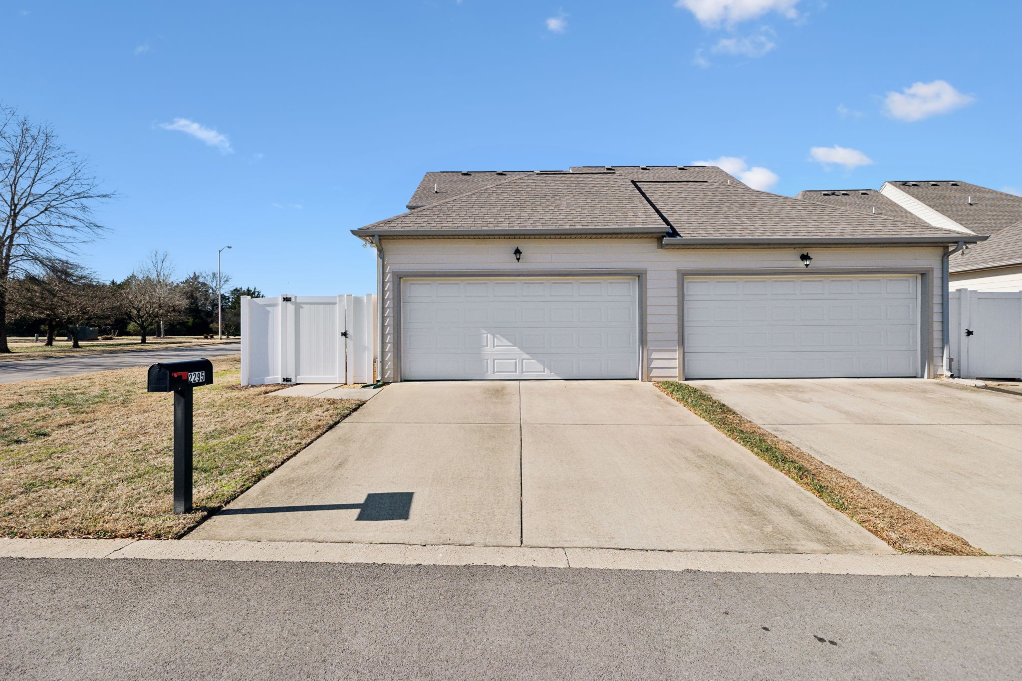 2295 Cason Lane