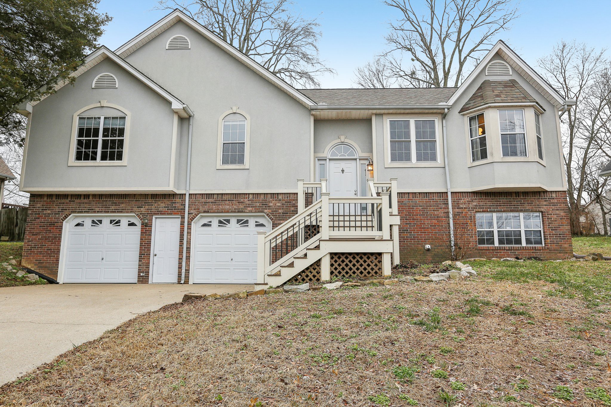 613 Knollwood Dr