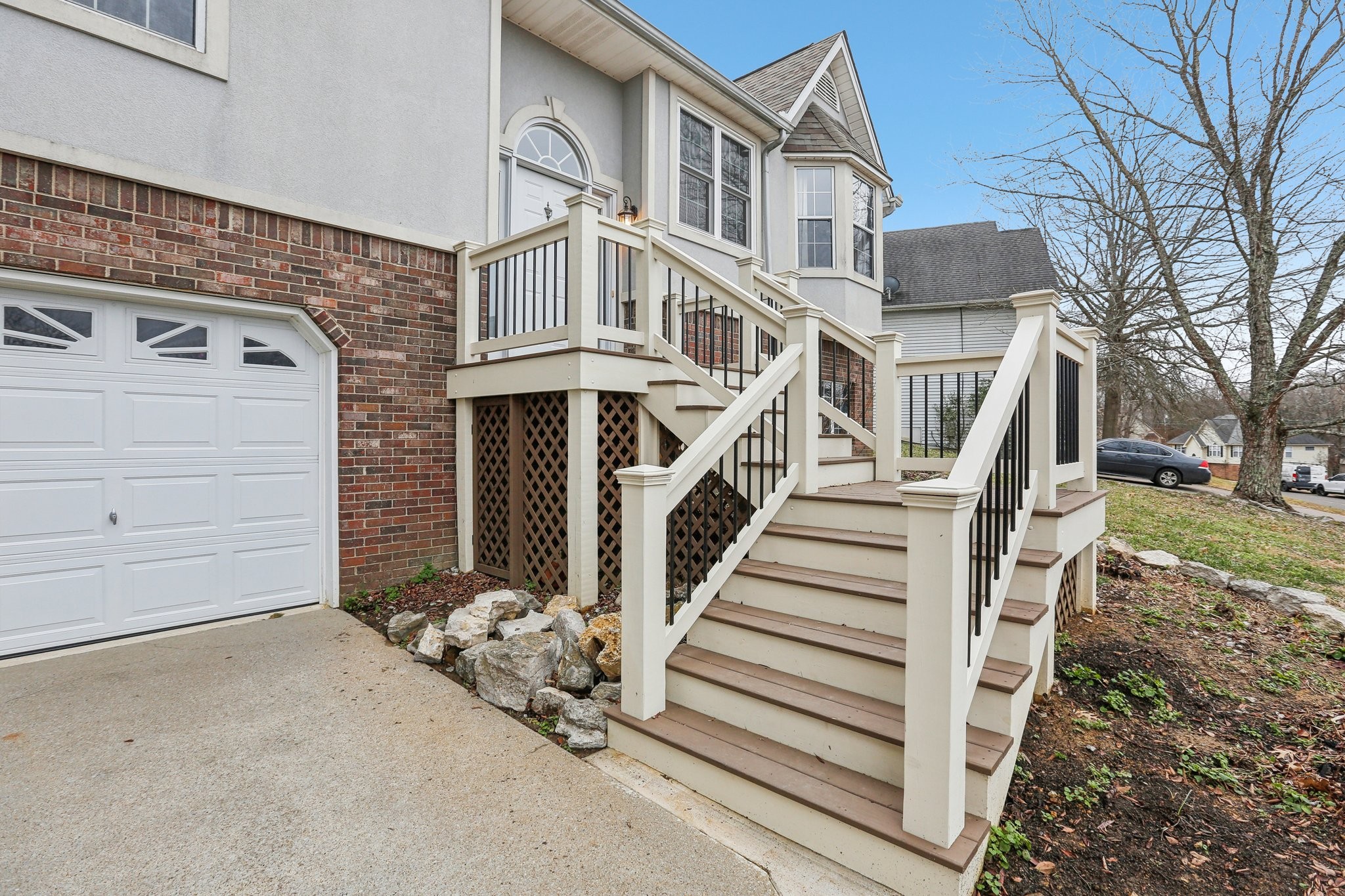 613 Knollwood Dr