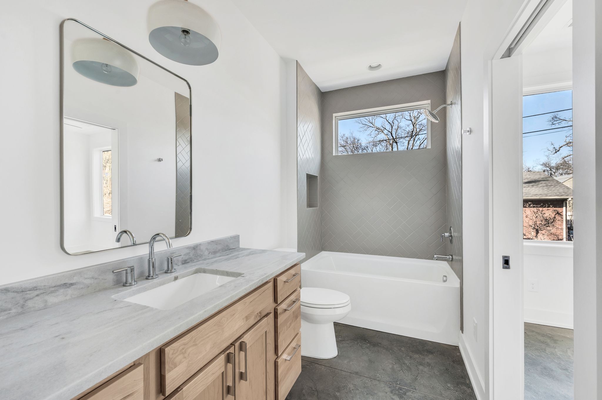 16 Willis St Unit: A