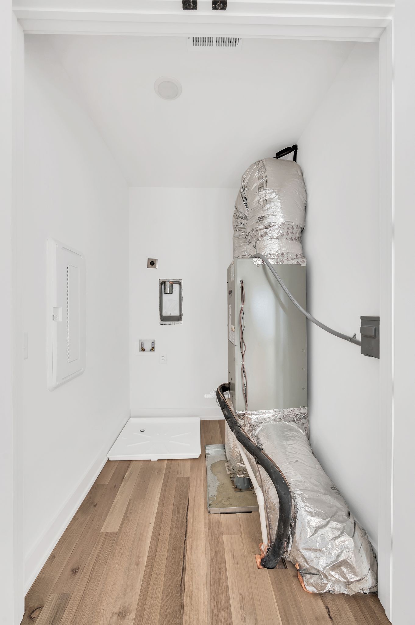 16 Willis St Unit: A
