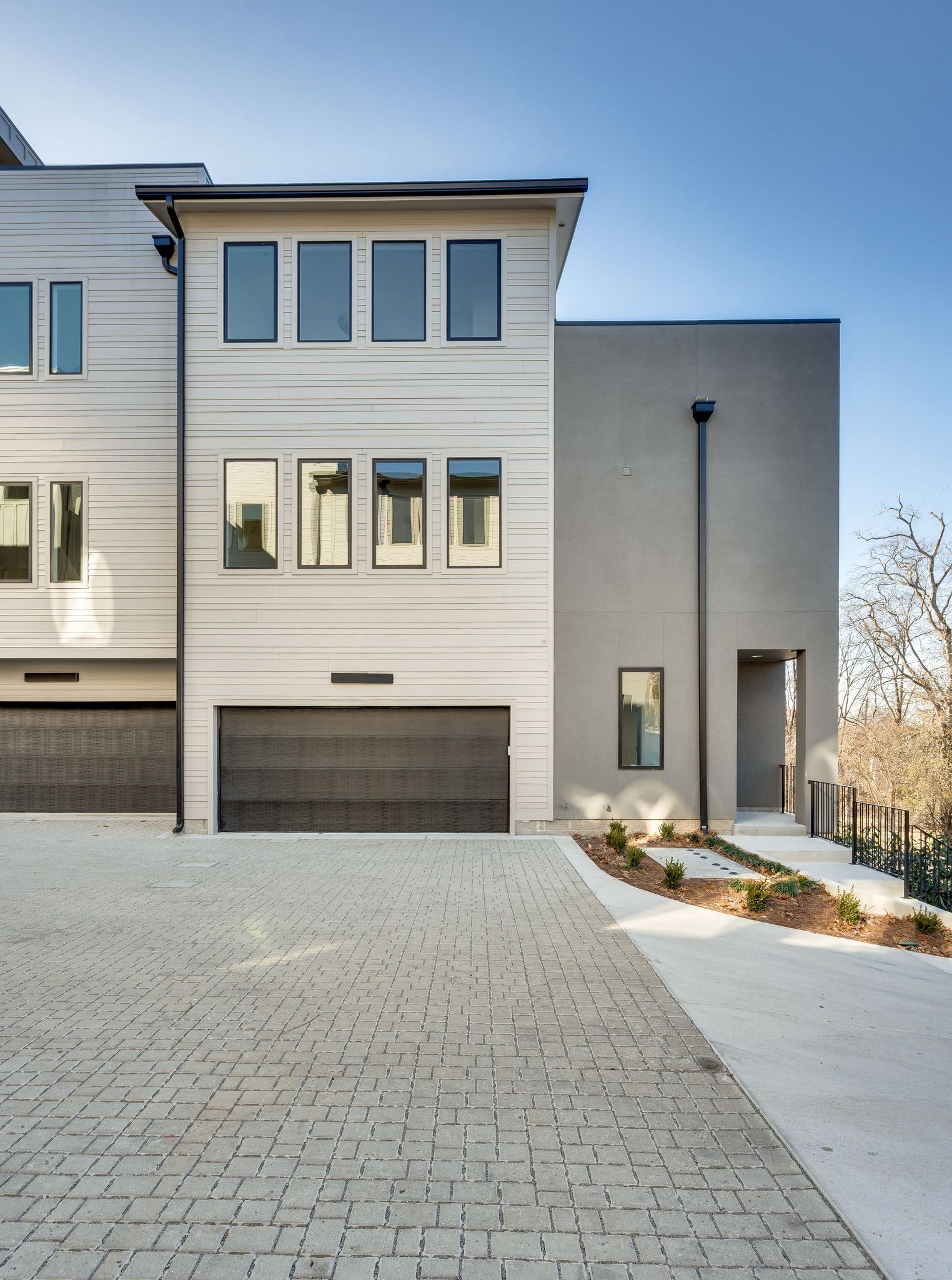 16 Willis St Unit: A