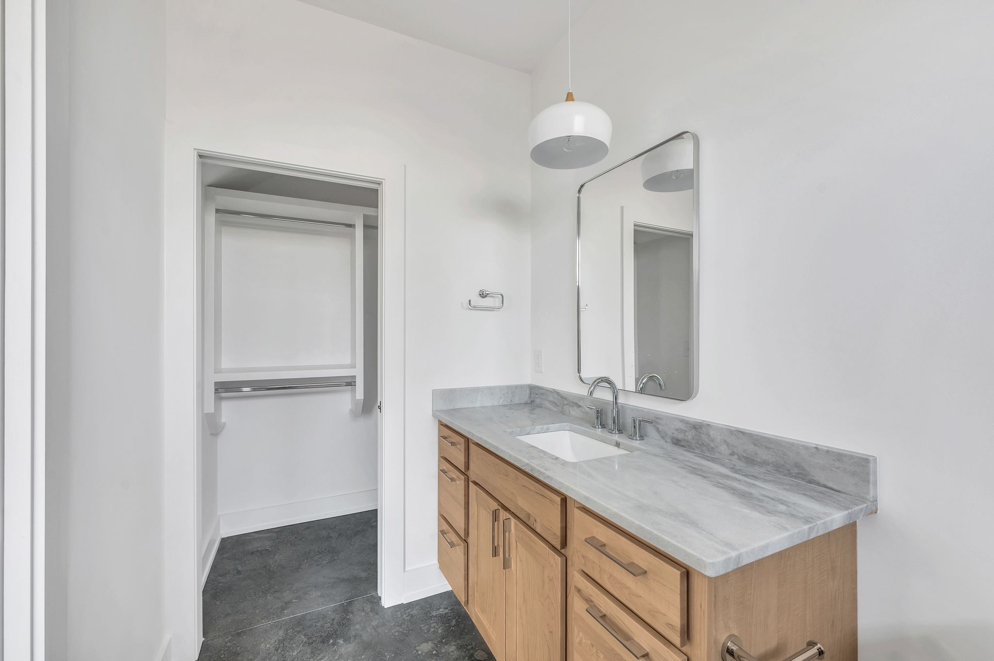 16 Willis St Unit: A
