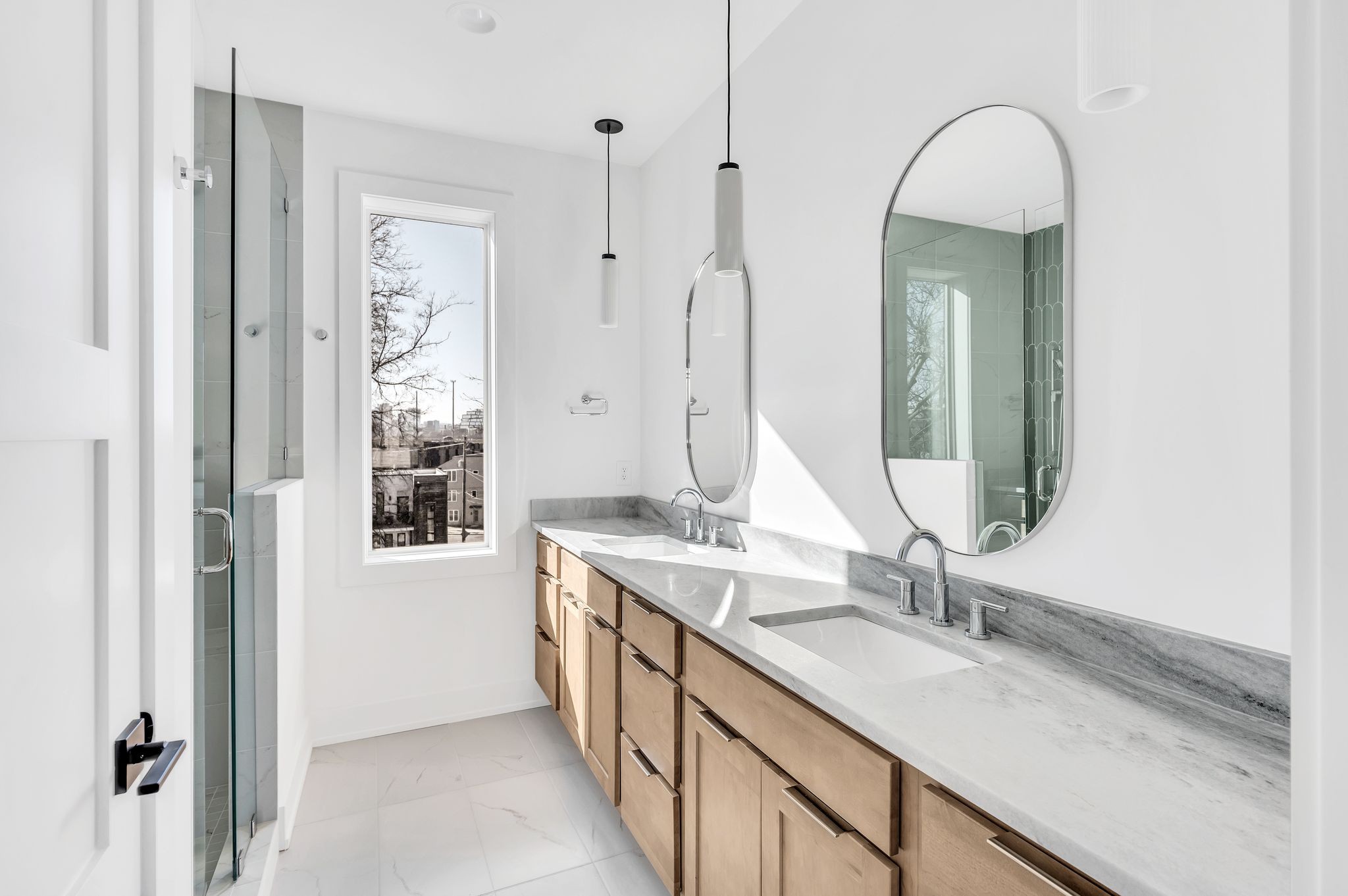 16 Willis St Unit: A