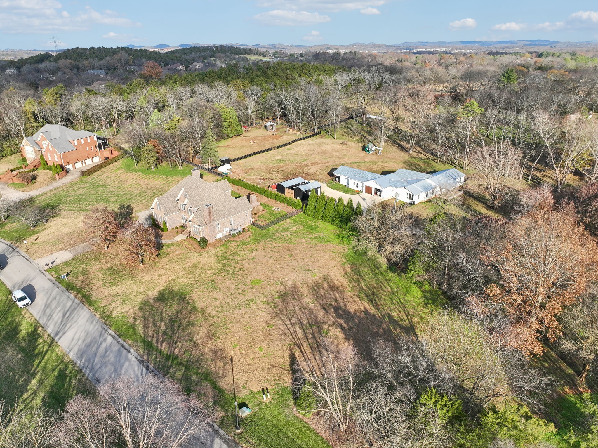 2404 Durham Manor Dr