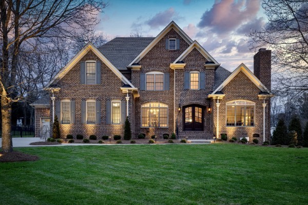 2404 Durham Manor Dr