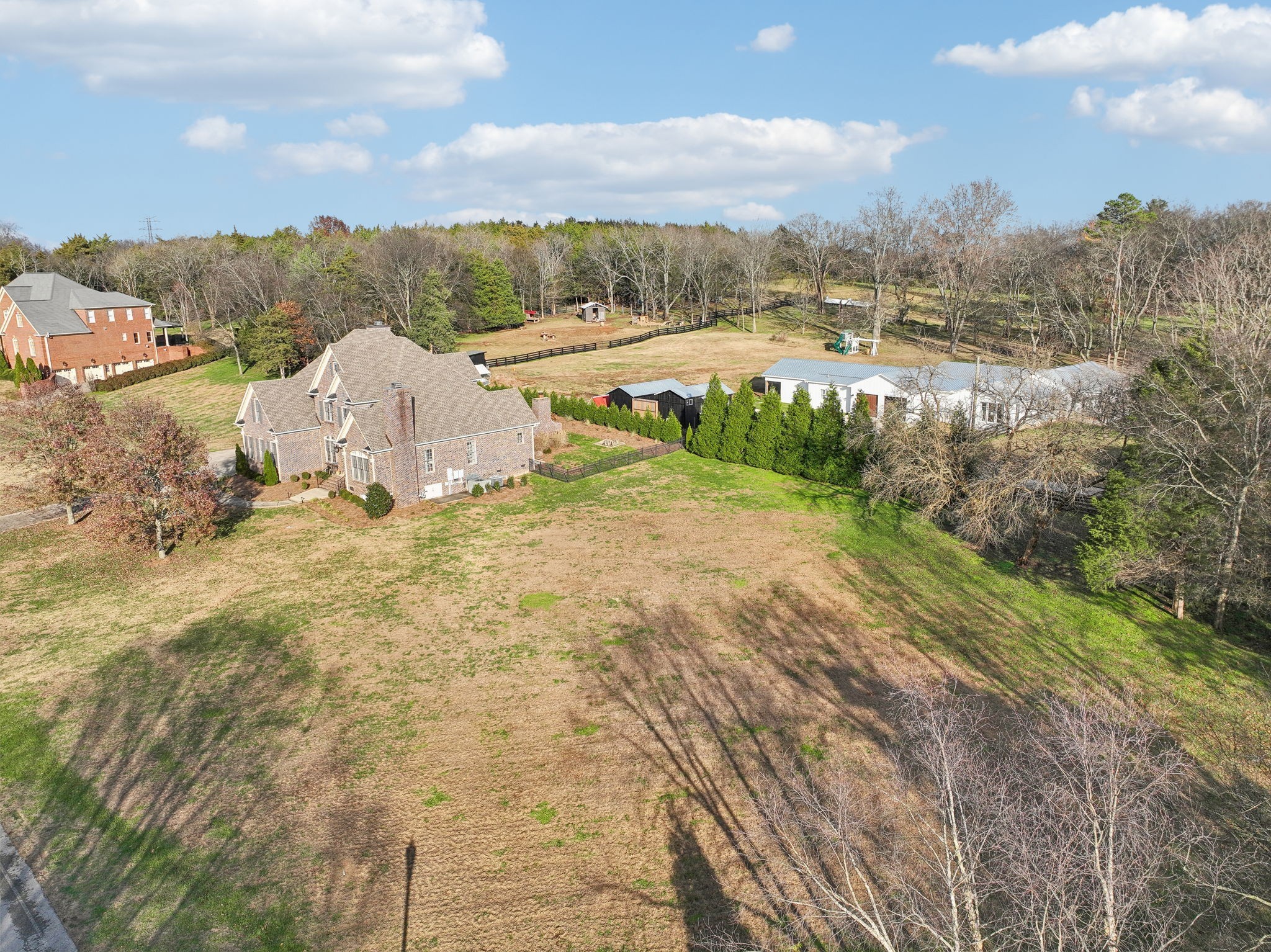 2404 Durham Manor Dr