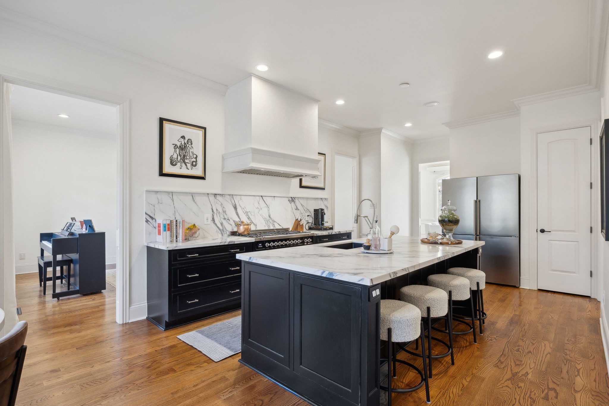 2404 Durham Manor Dr