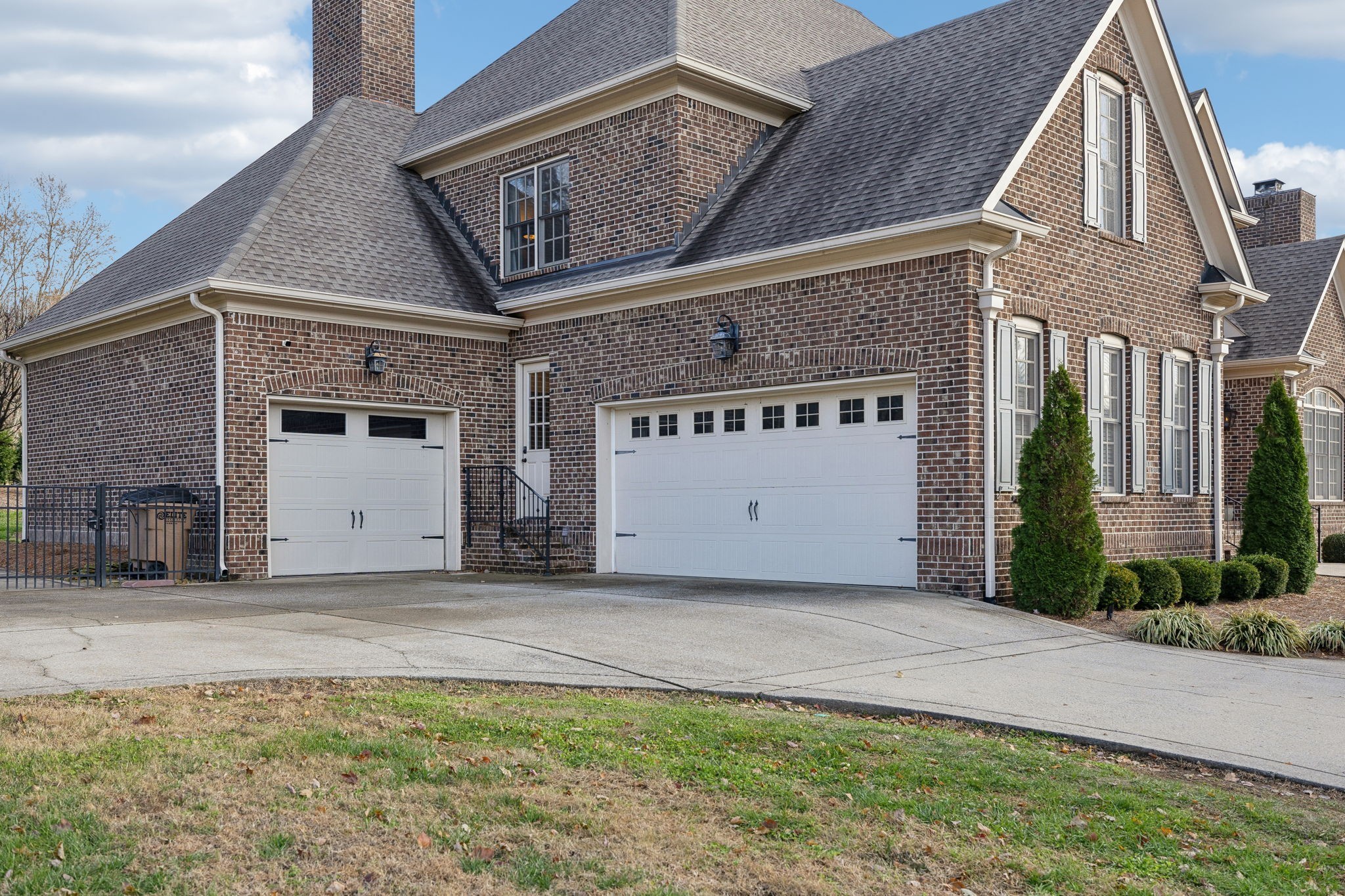 2404 Durham Manor Dr