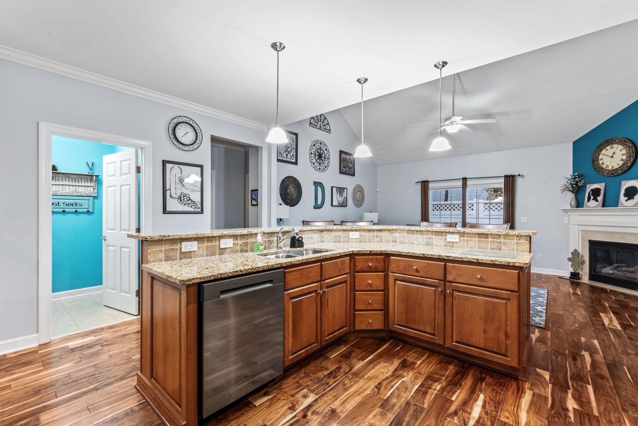 2342 N Tennessee Blvd Unit: 505