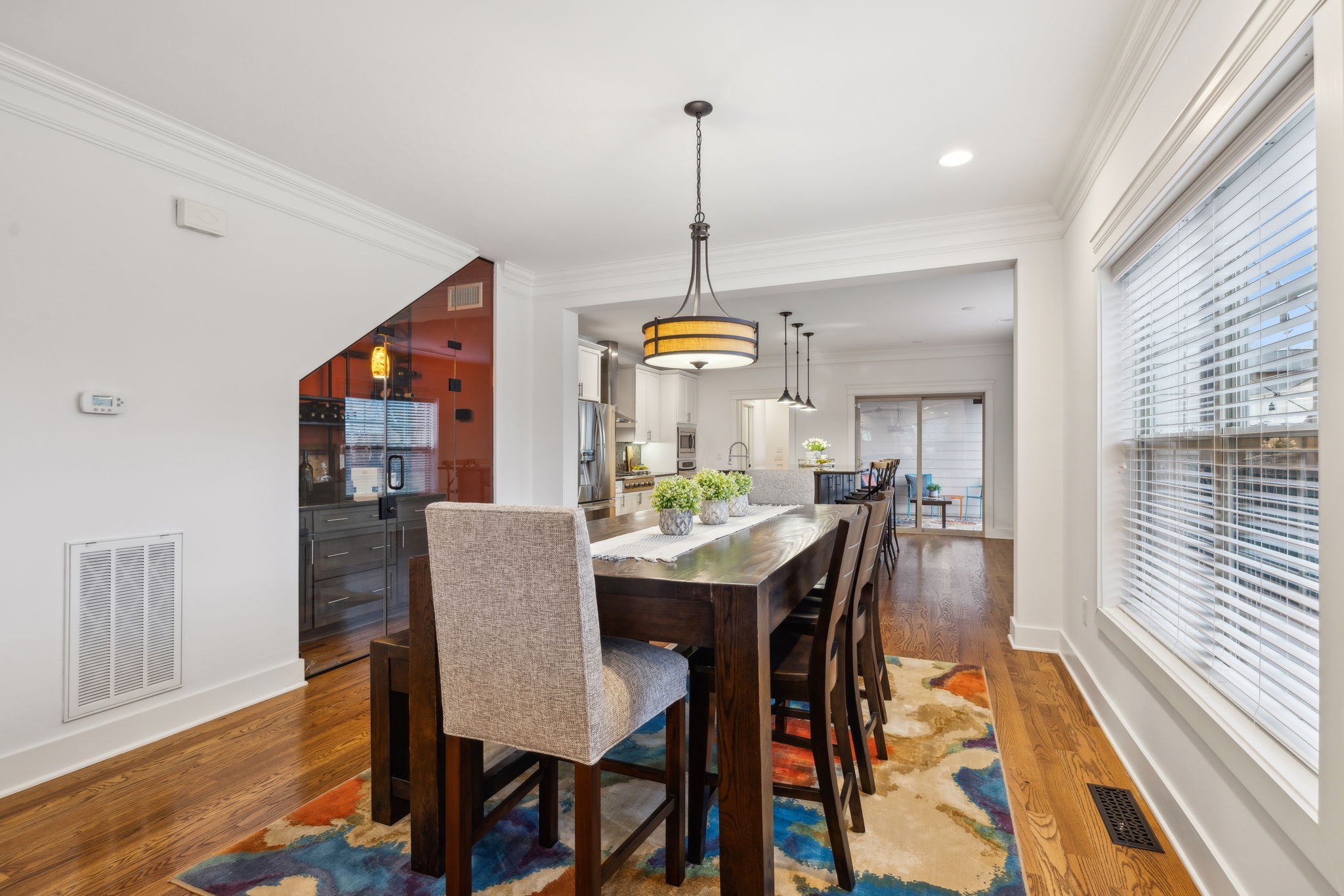 1002 Waverly