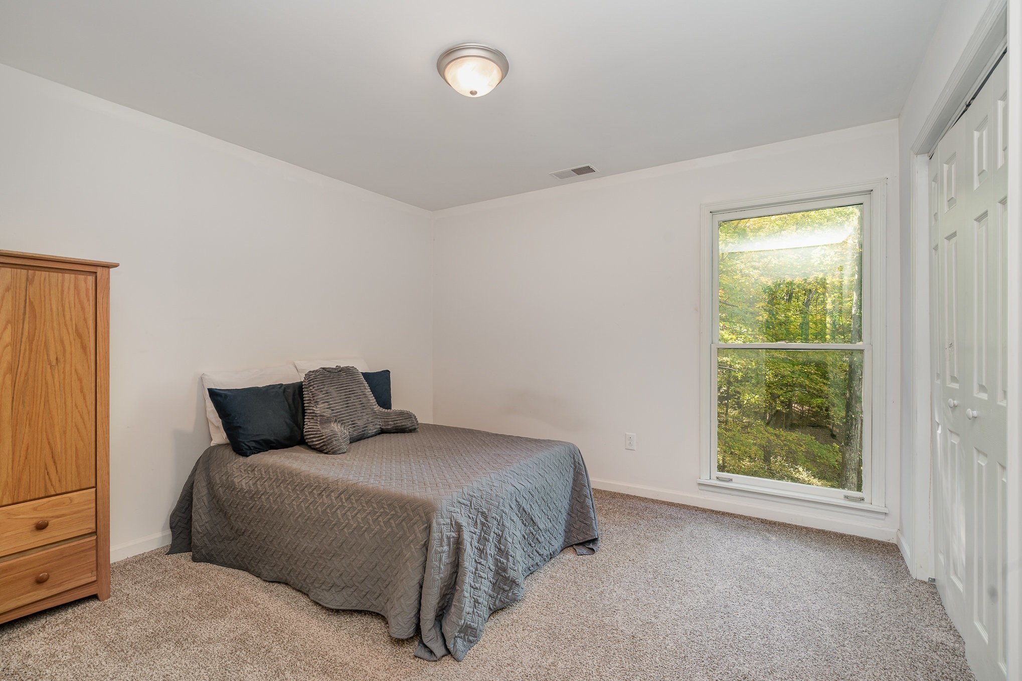 308 Pond Dr