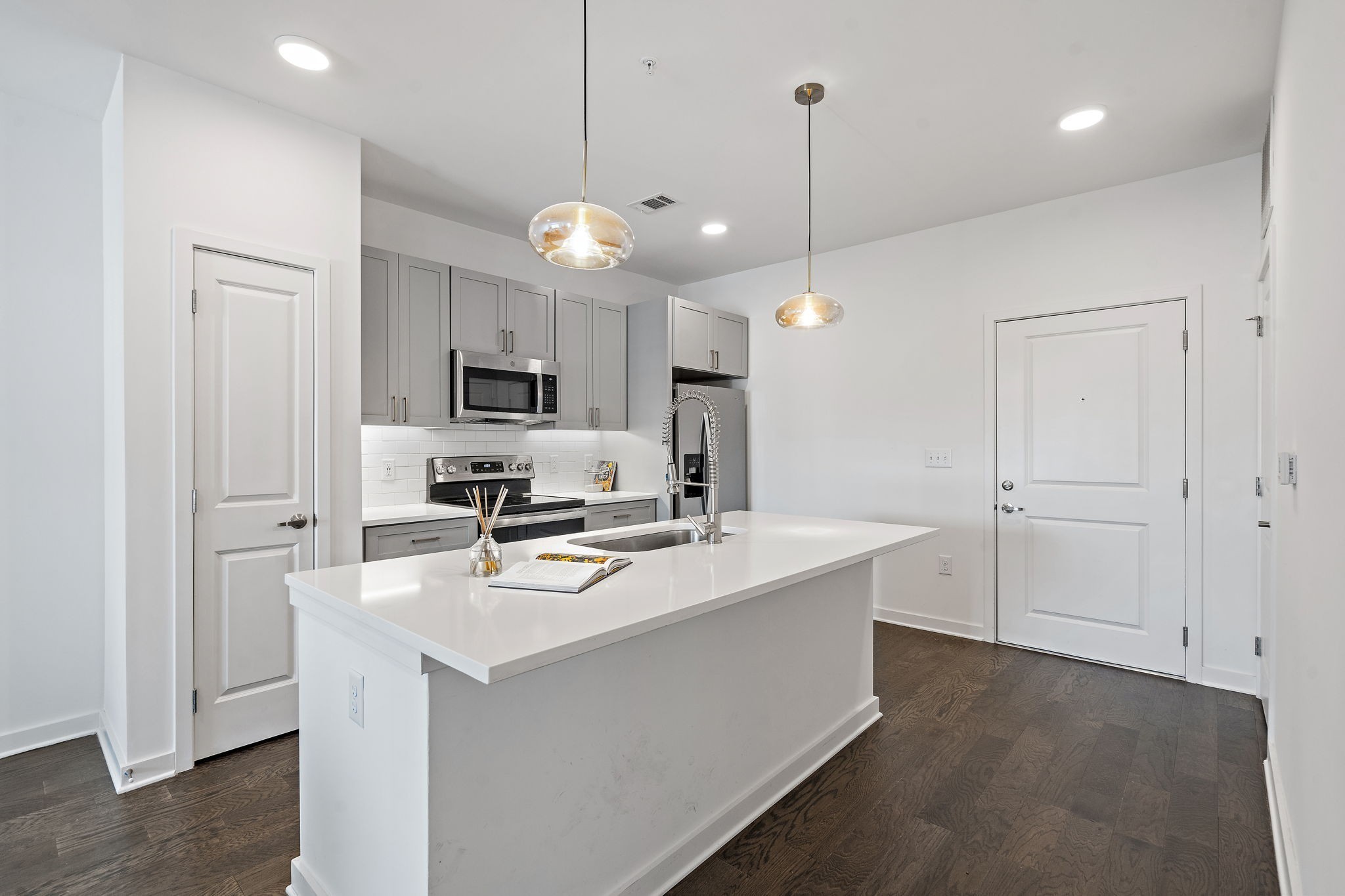 1677 54th Ave, N Unit: 317