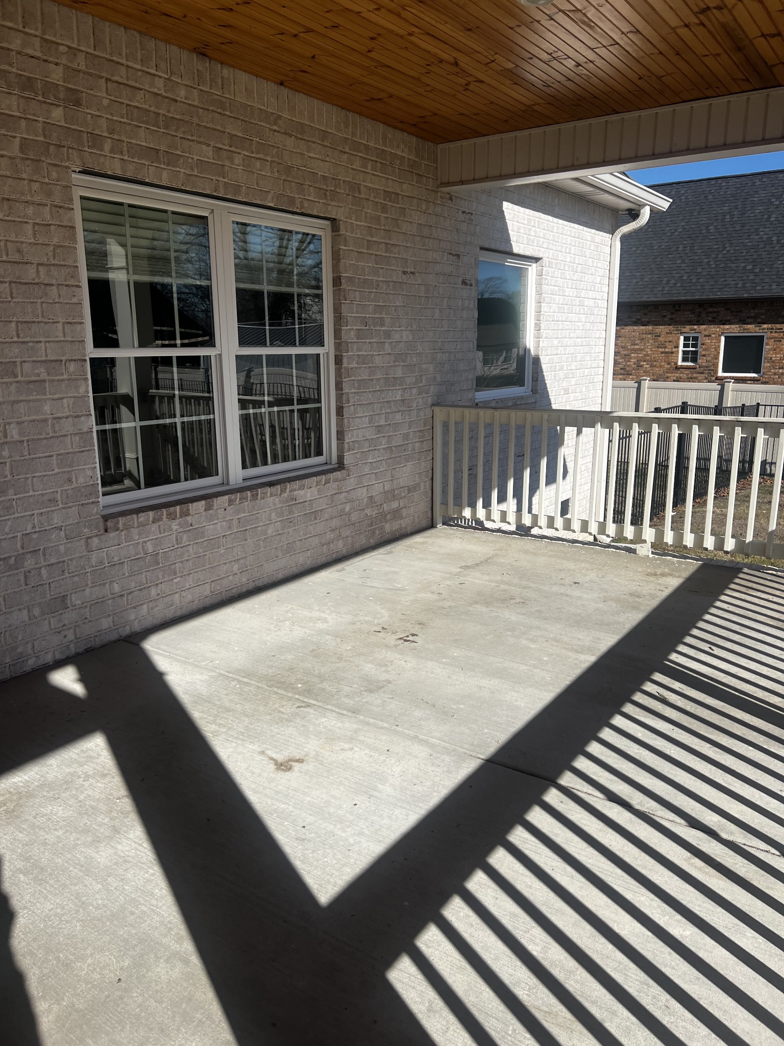144 Bluegrass Rd