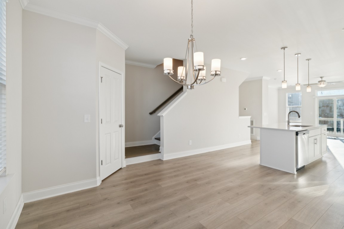 839 Westcott Ln