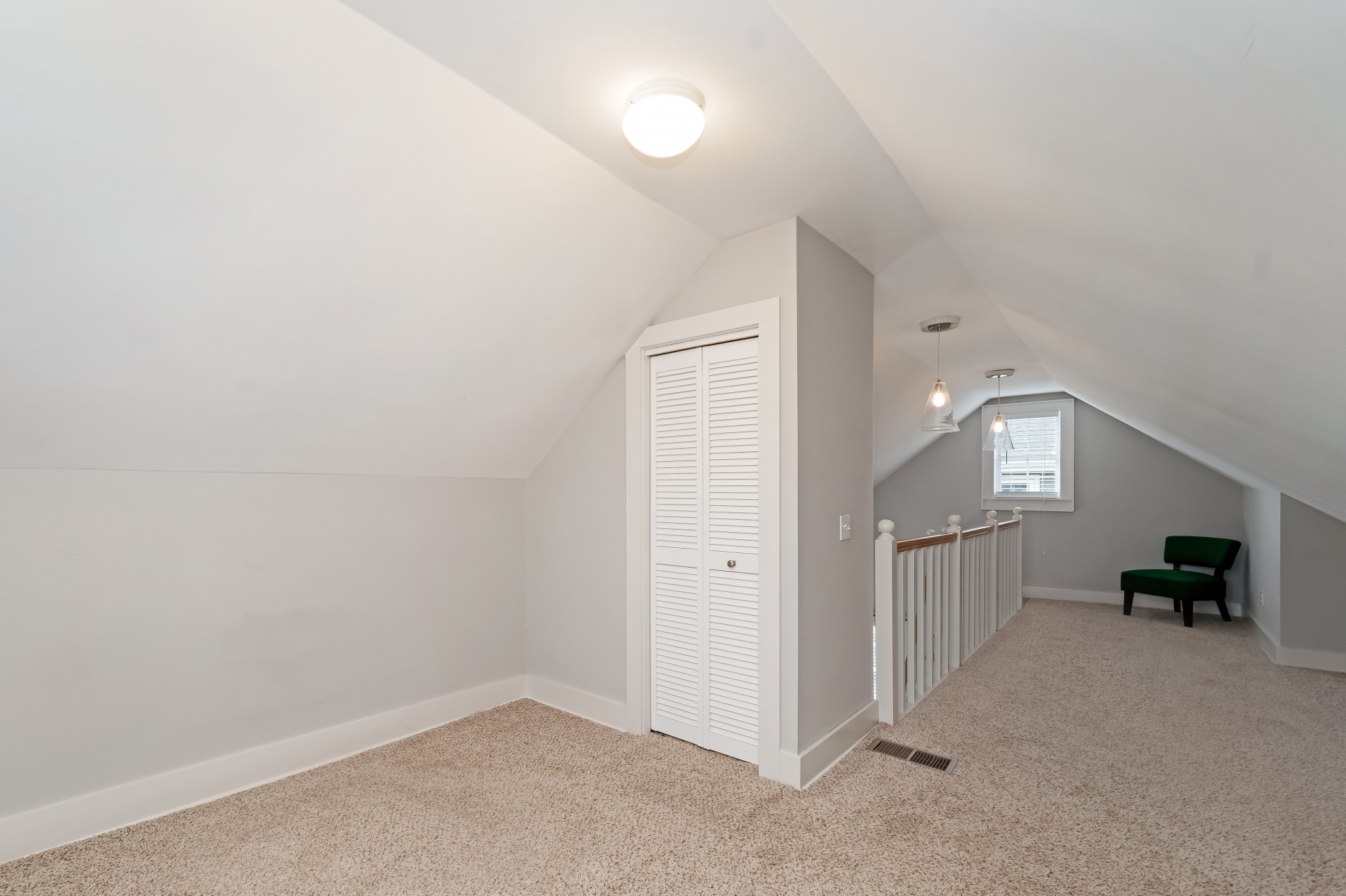 895 Douglas Ave