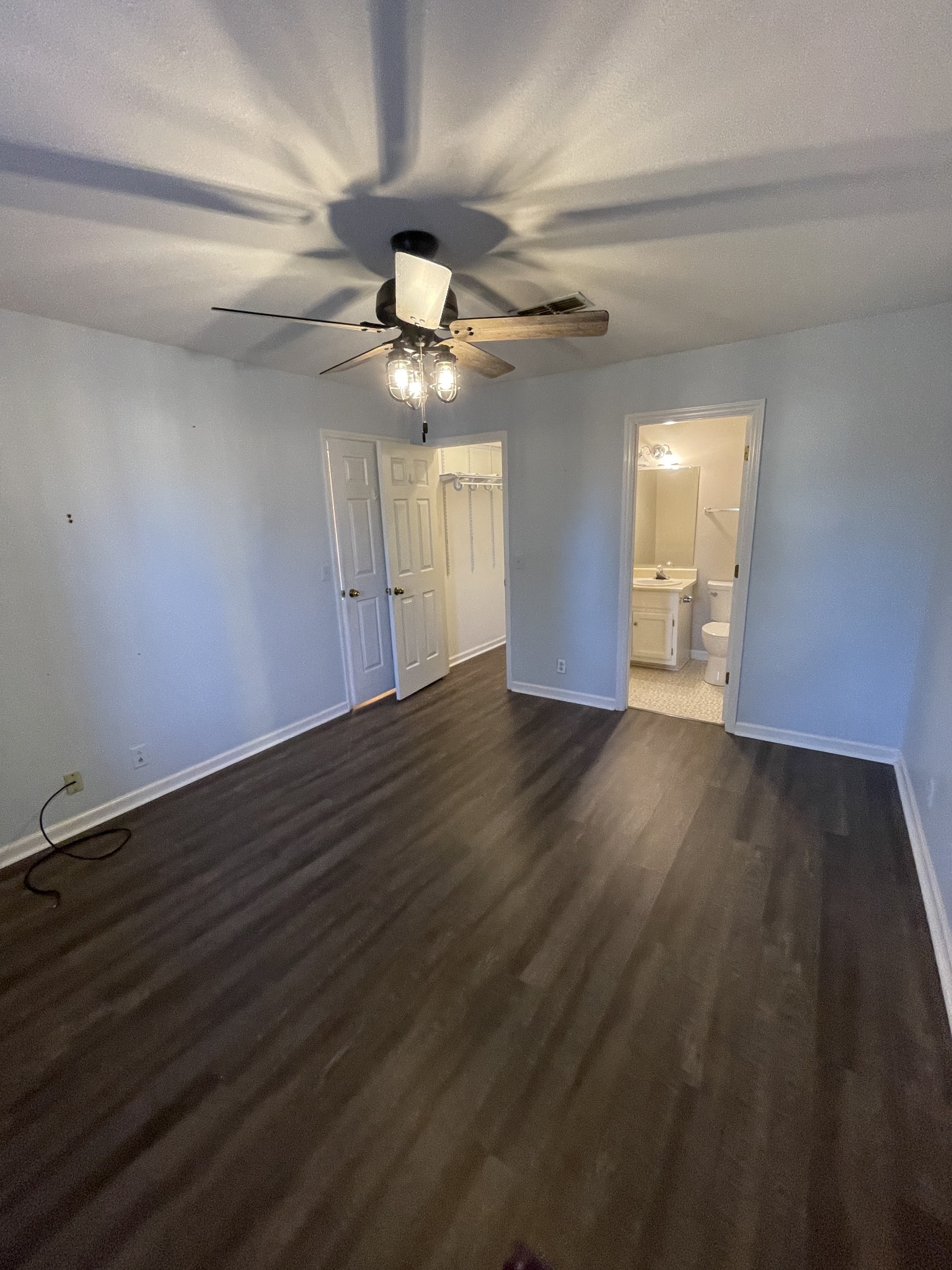 1303 Hodge Dr