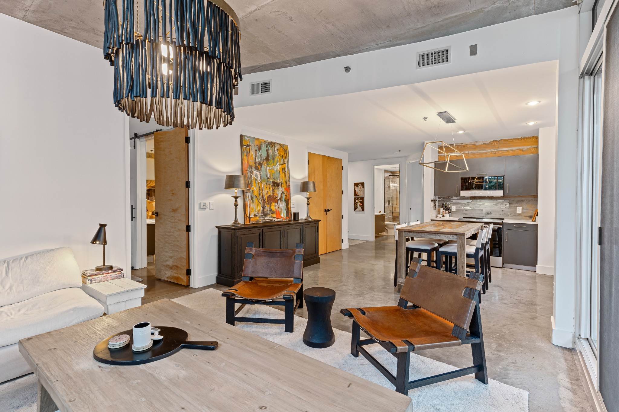 600 12th Ave, S Unit: 205