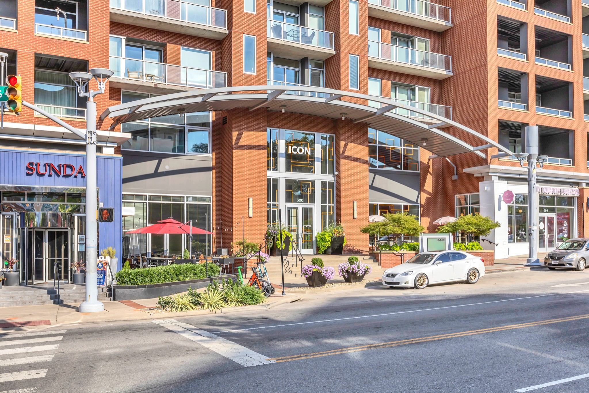 600 12th Ave, S Unit: 205