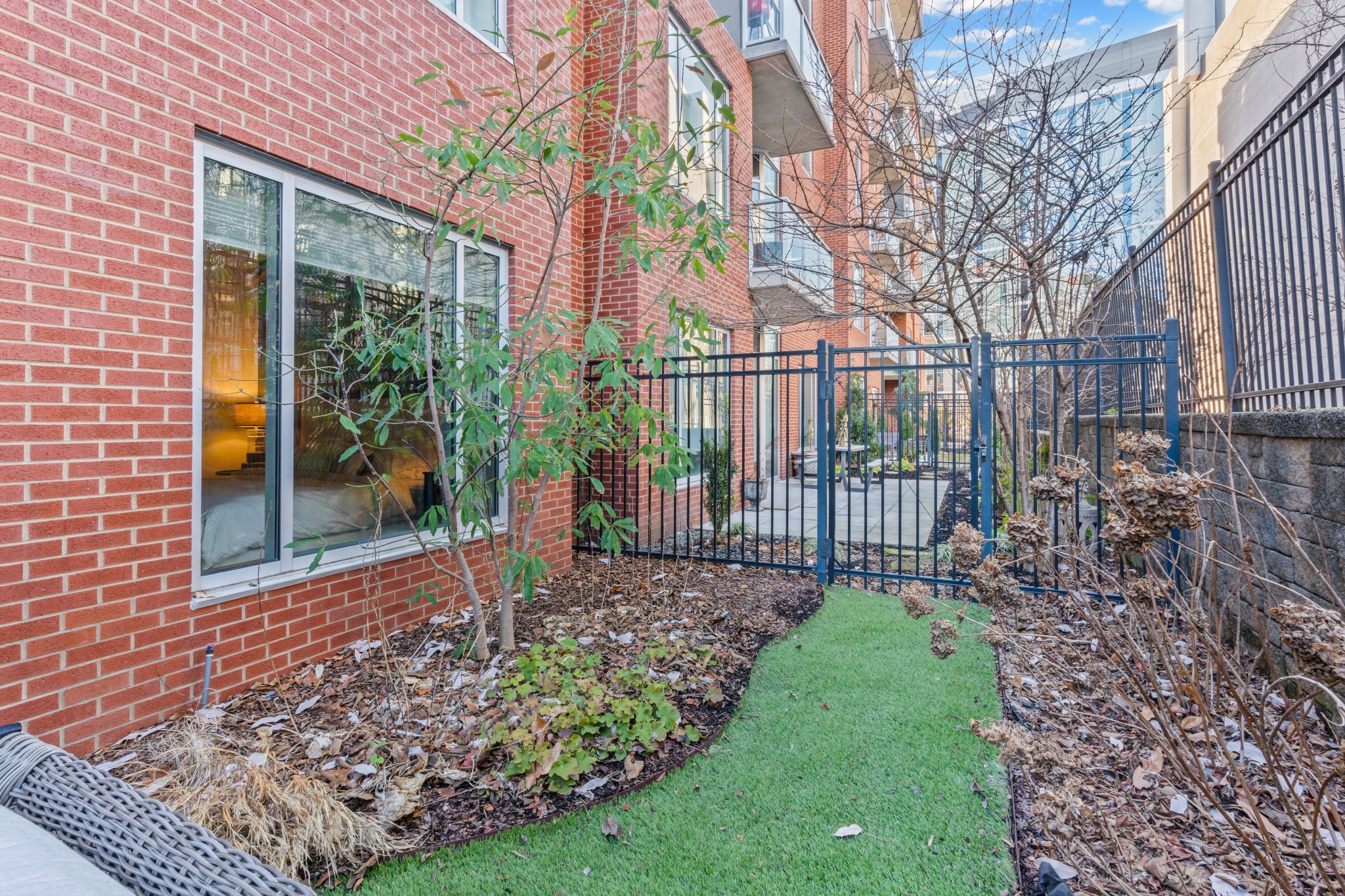 600 12th Ave, S Unit: 205