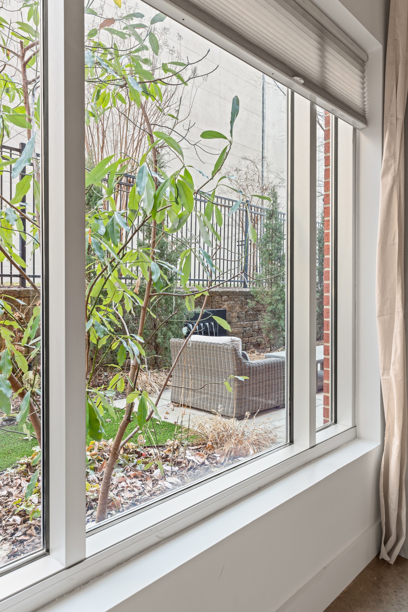 600 12th Ave, S Unit: 205