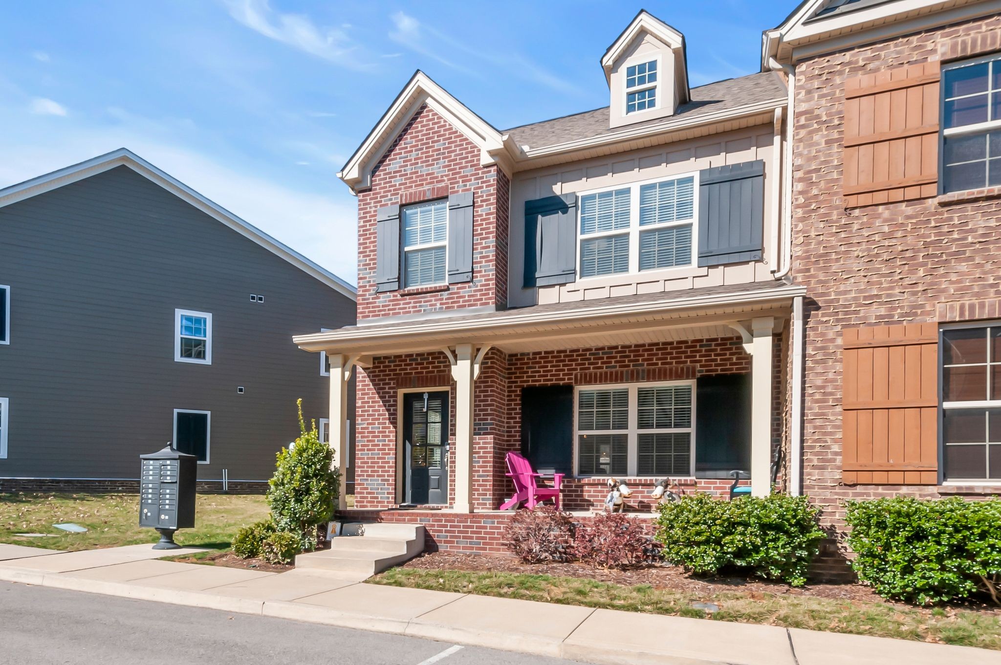 530 Vintage Green Ln