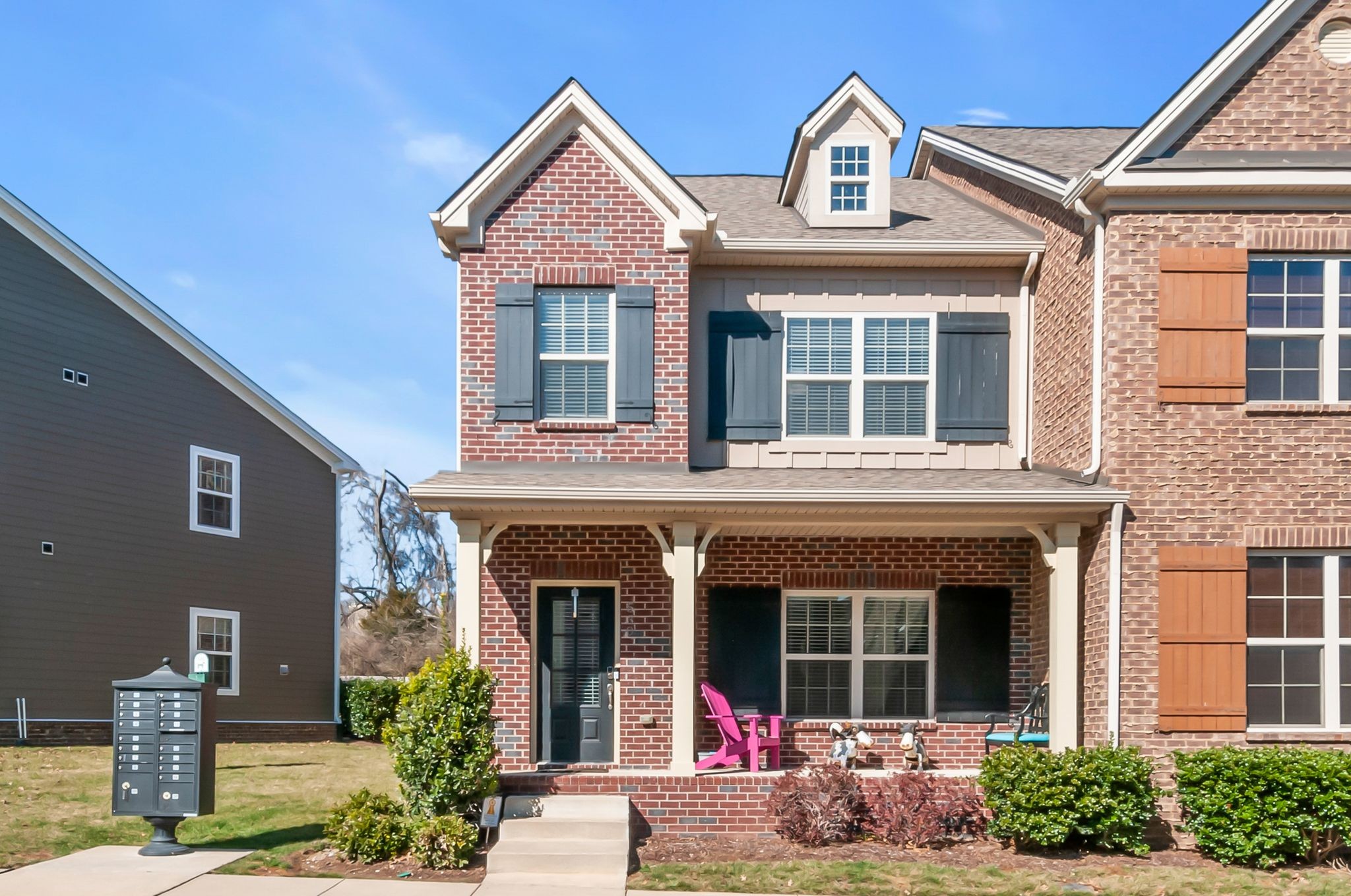 530 Vintage Green Ln