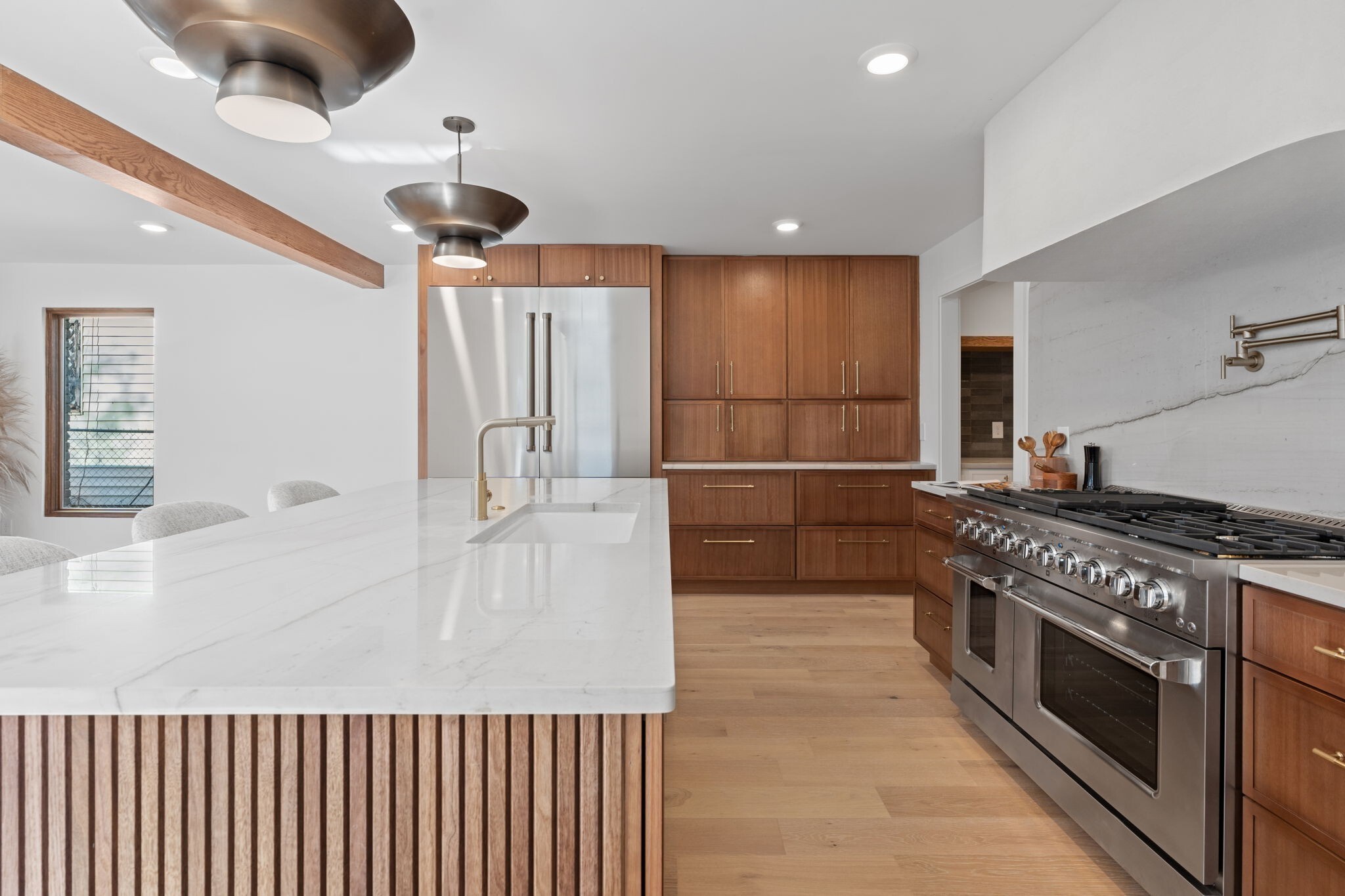 1233 Joseph Ave