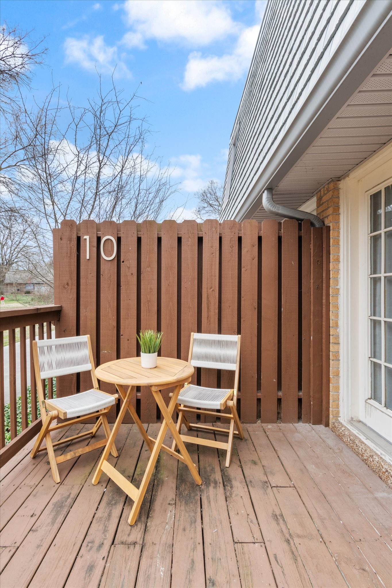 510 Basswood Ave Unit: 10
