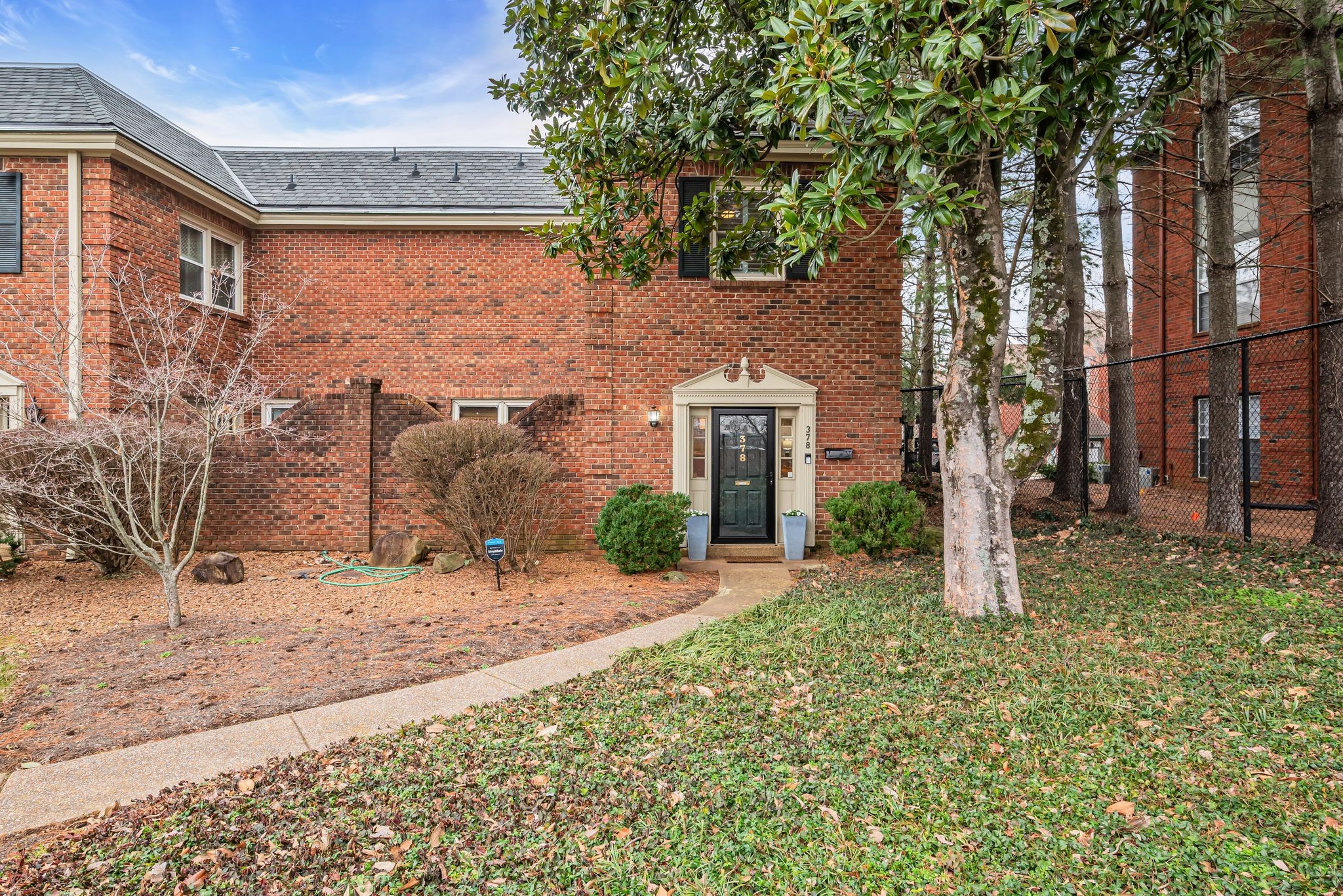 378 Elmington Ave