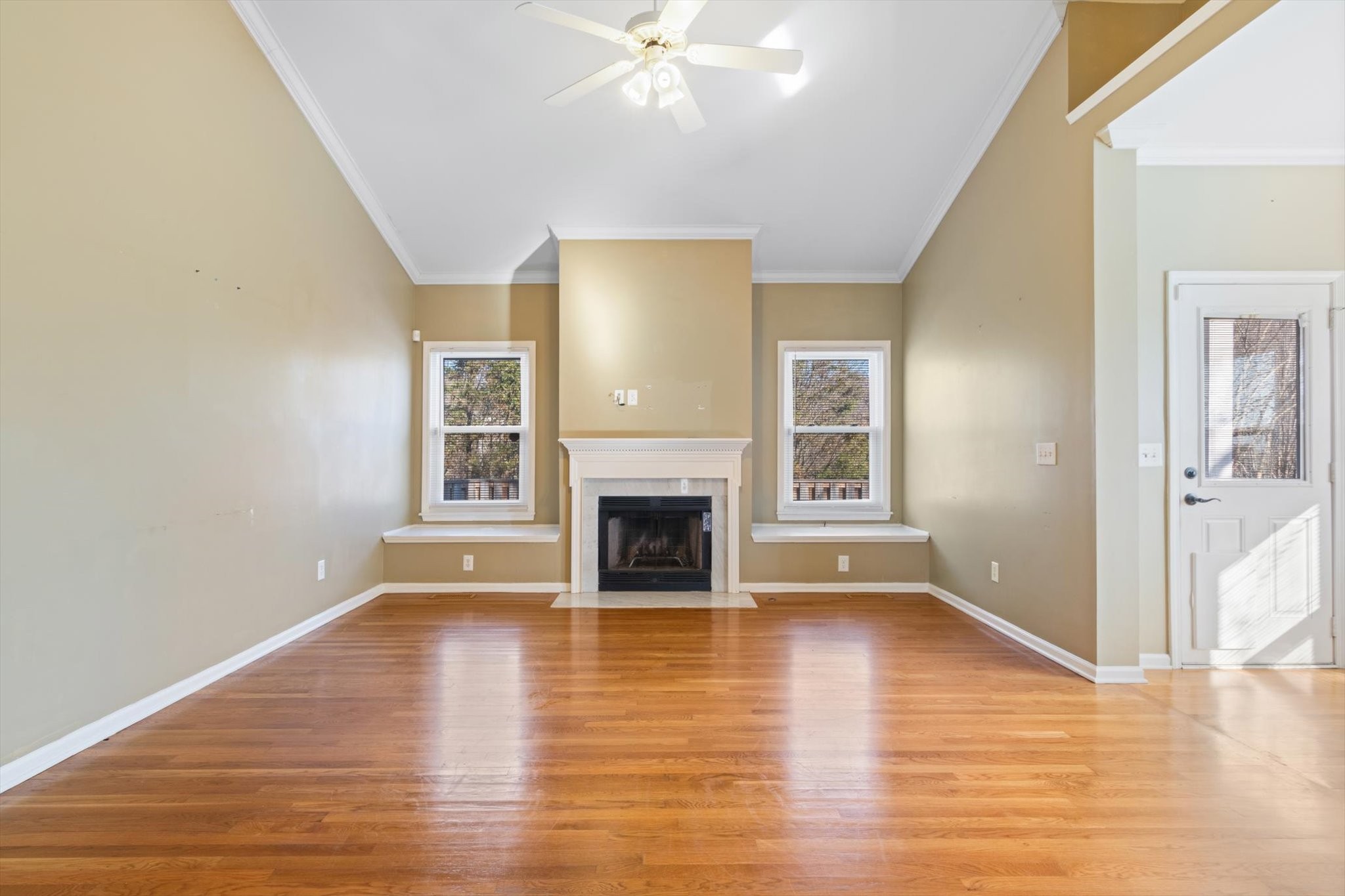 608 McGeachy Ln