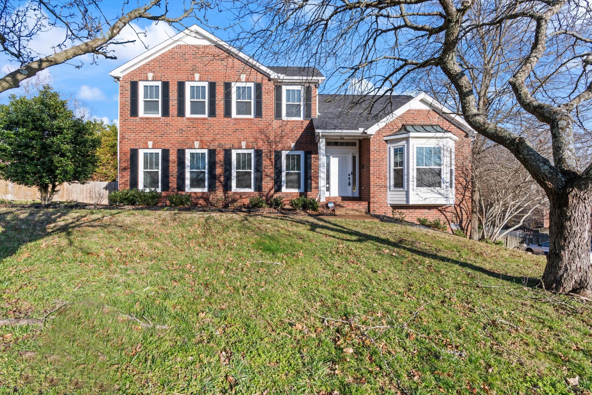 608 McGeachy Ln
