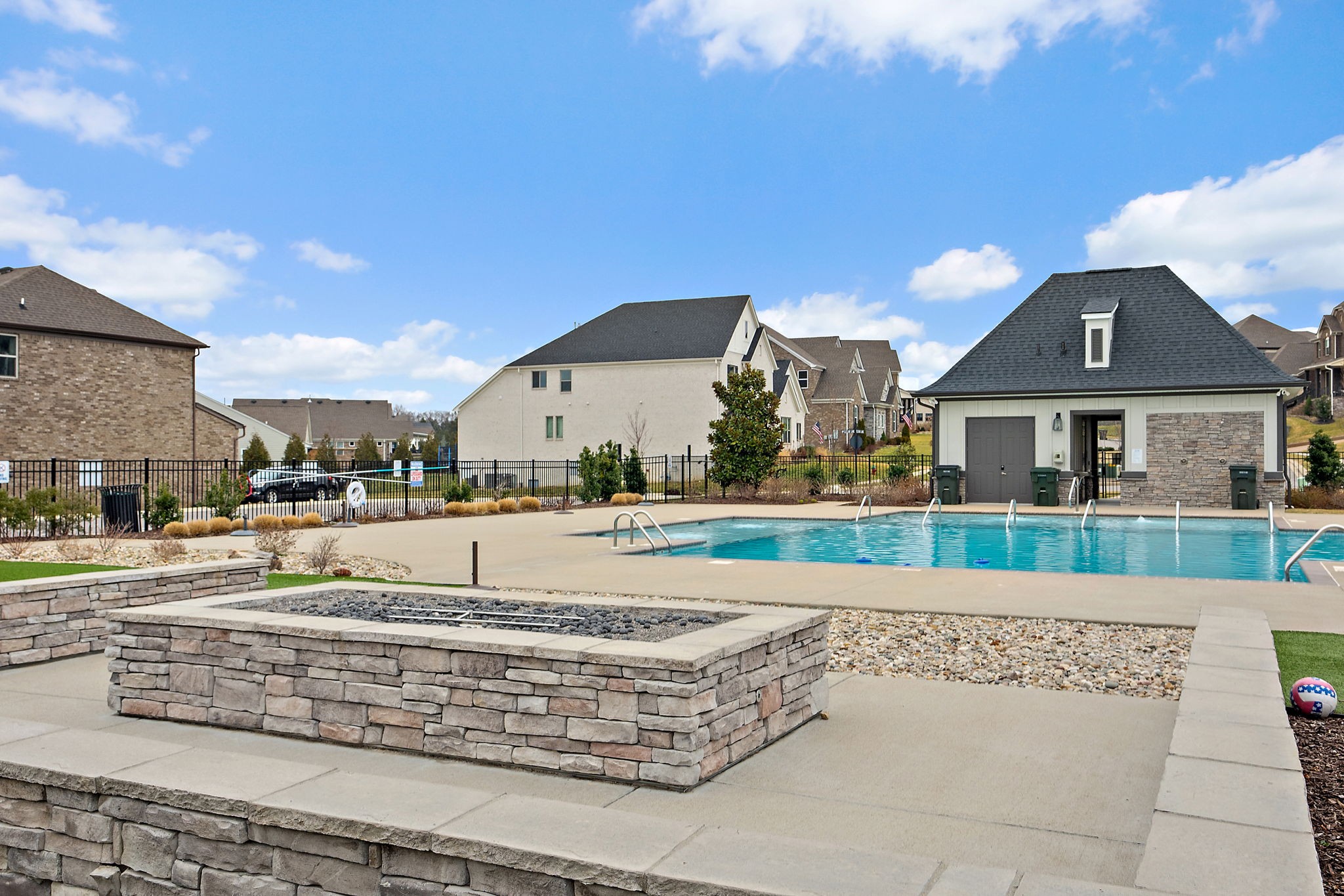 1132 McClellan Ln