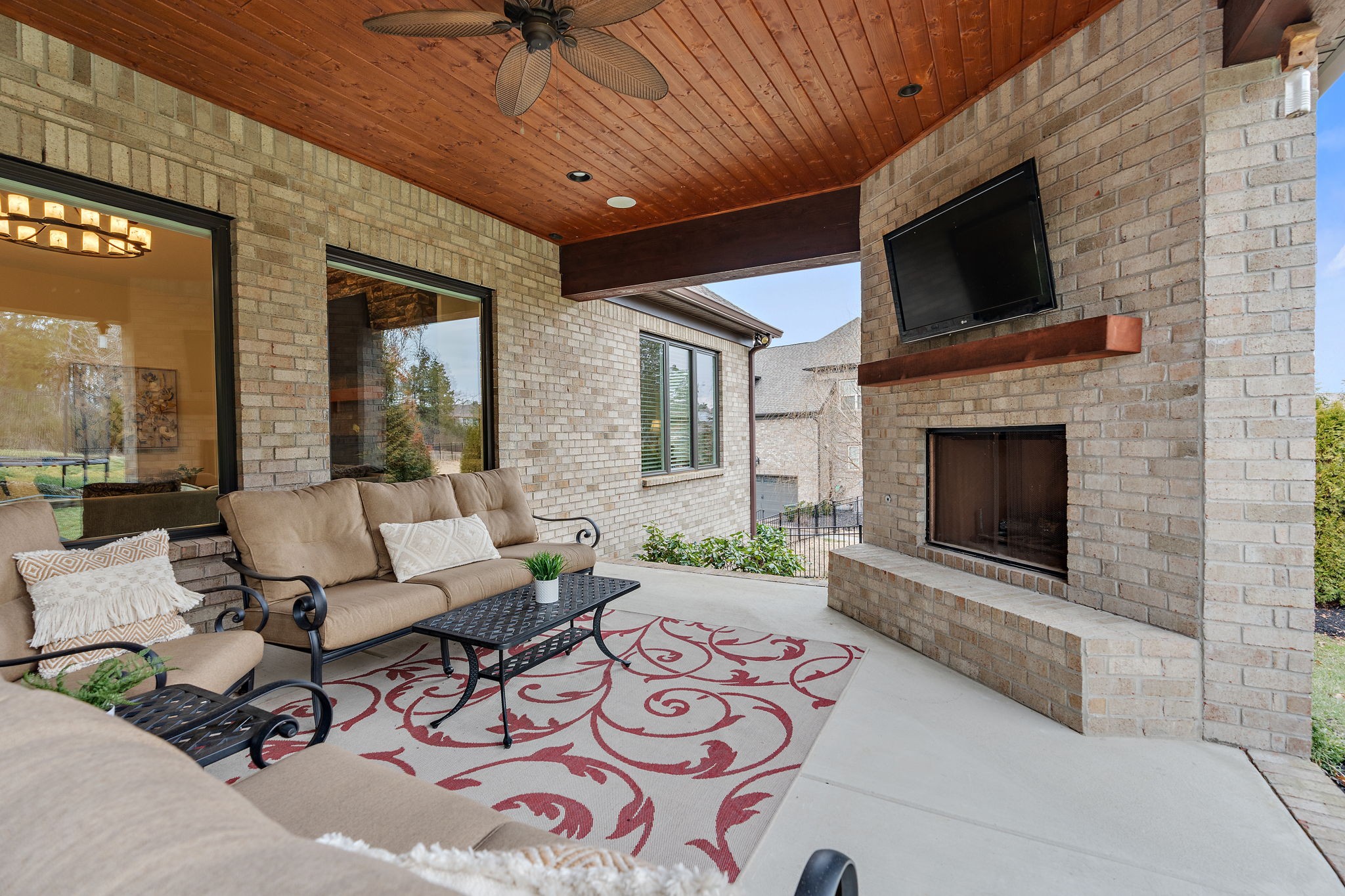1132 McClellan Ln