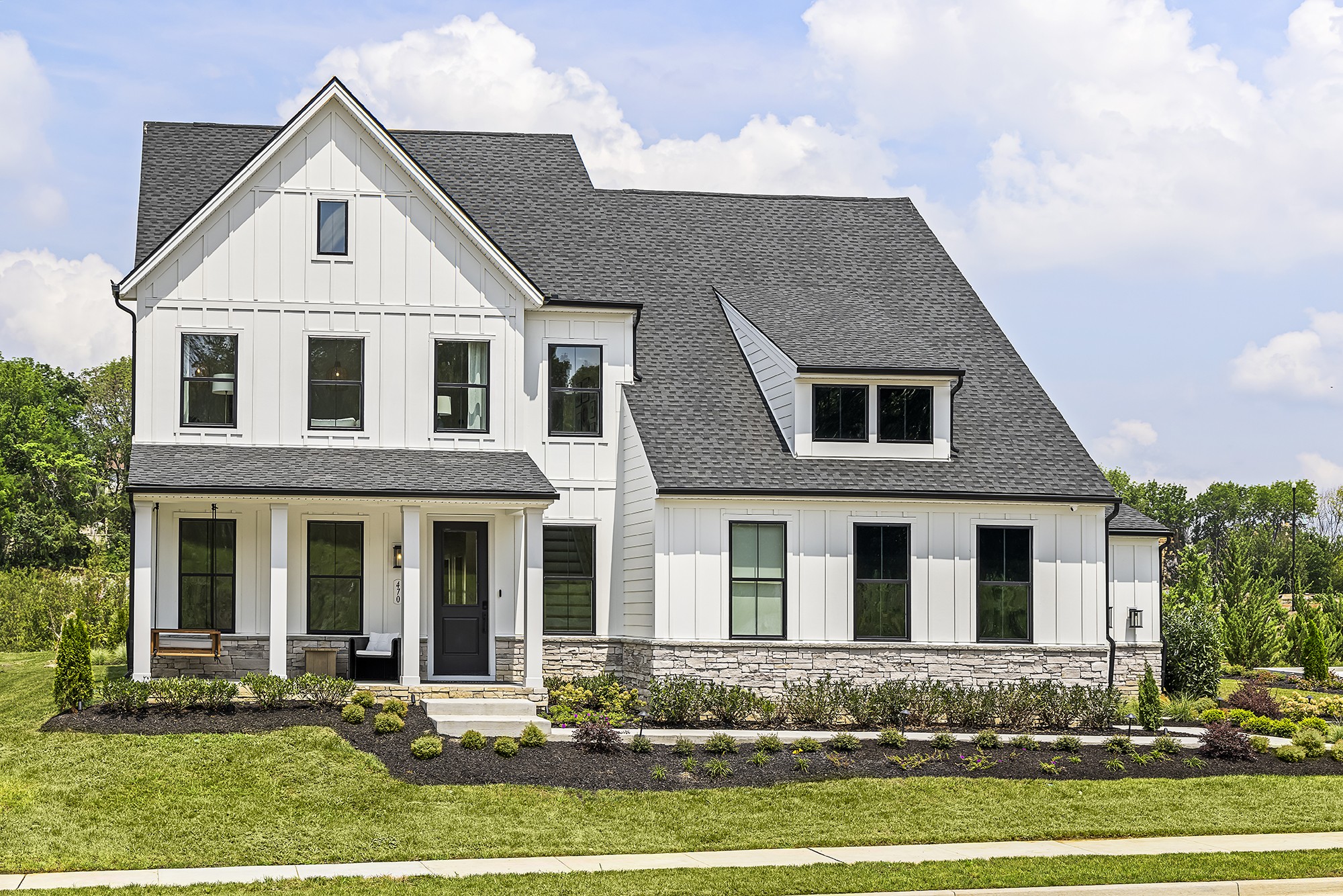 465 Tomlinson Pointe