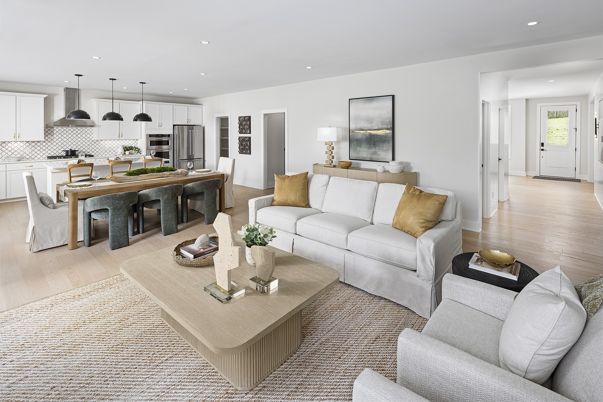 458 Tomlinson Pointe