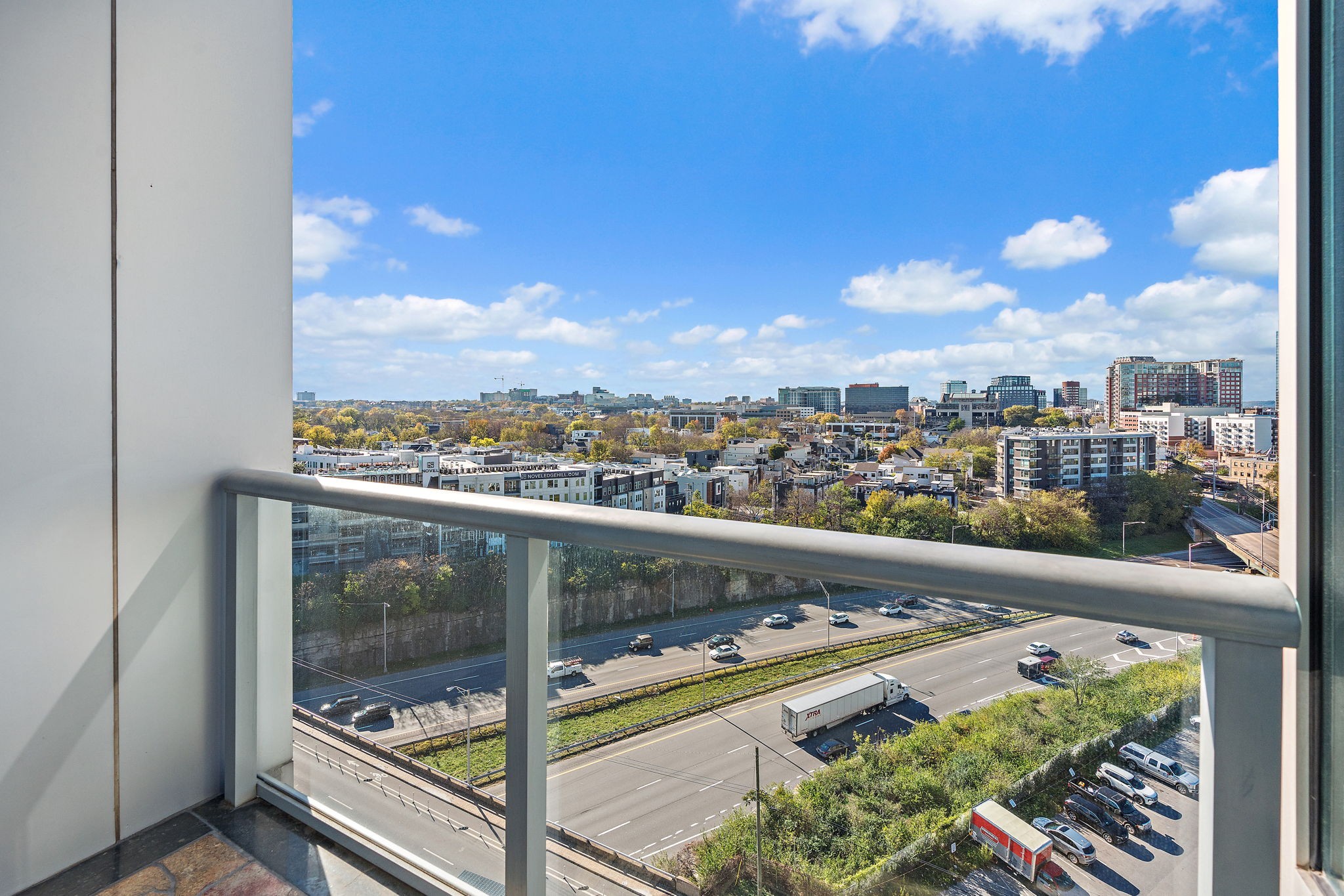 700 12th Ave, S Unit: 1012