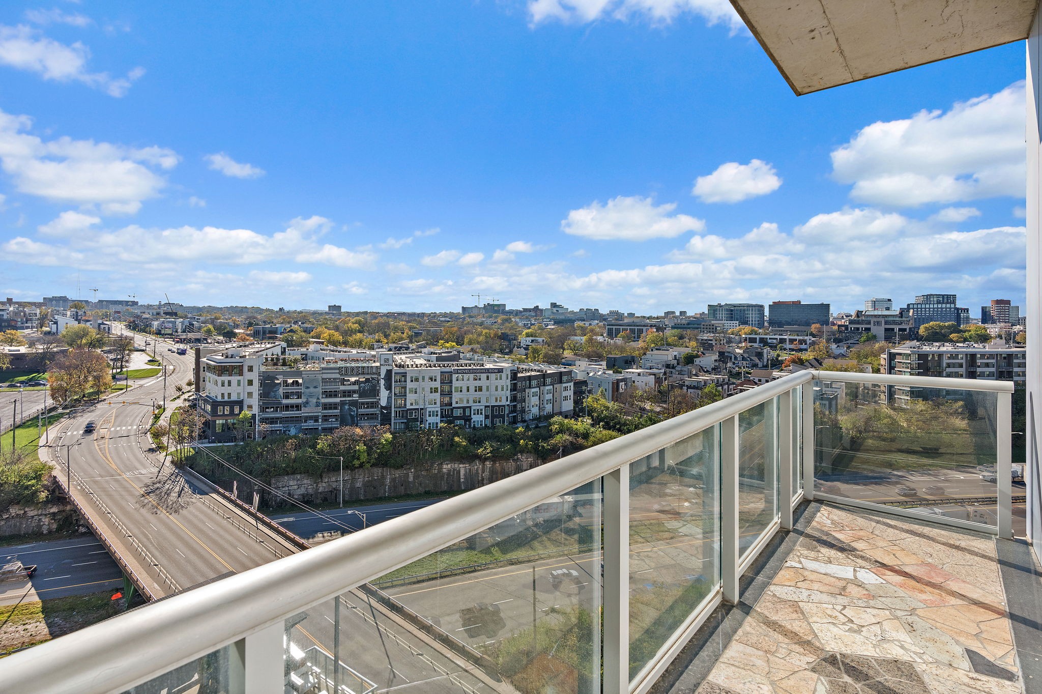 700 12th Ave, S Unit: 1012
