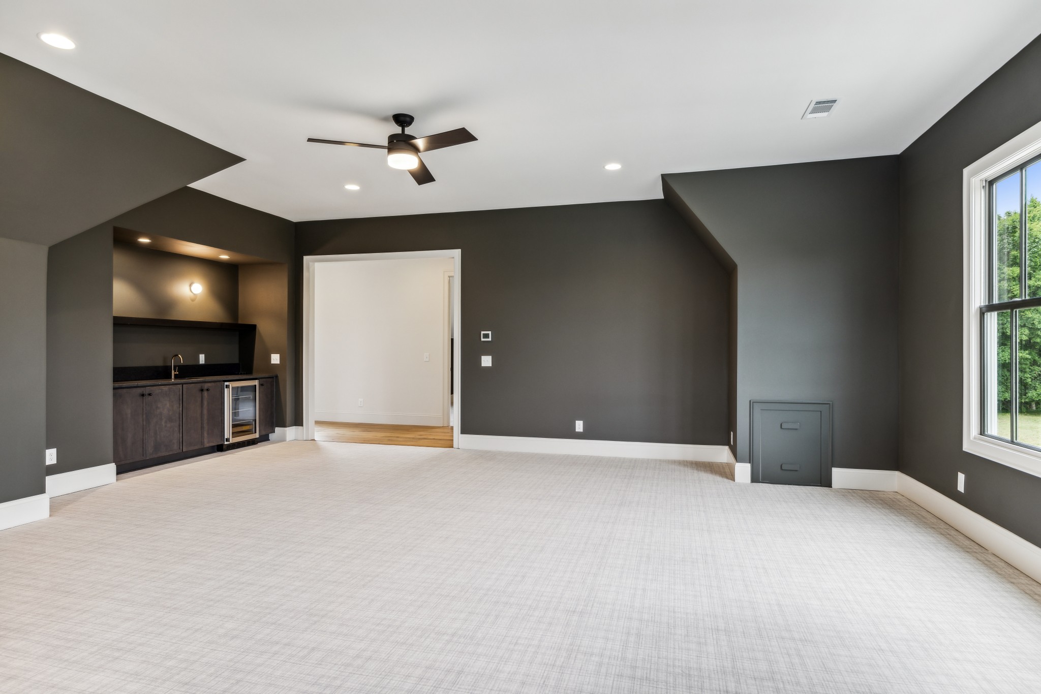 8121 Boiling Springs Pl