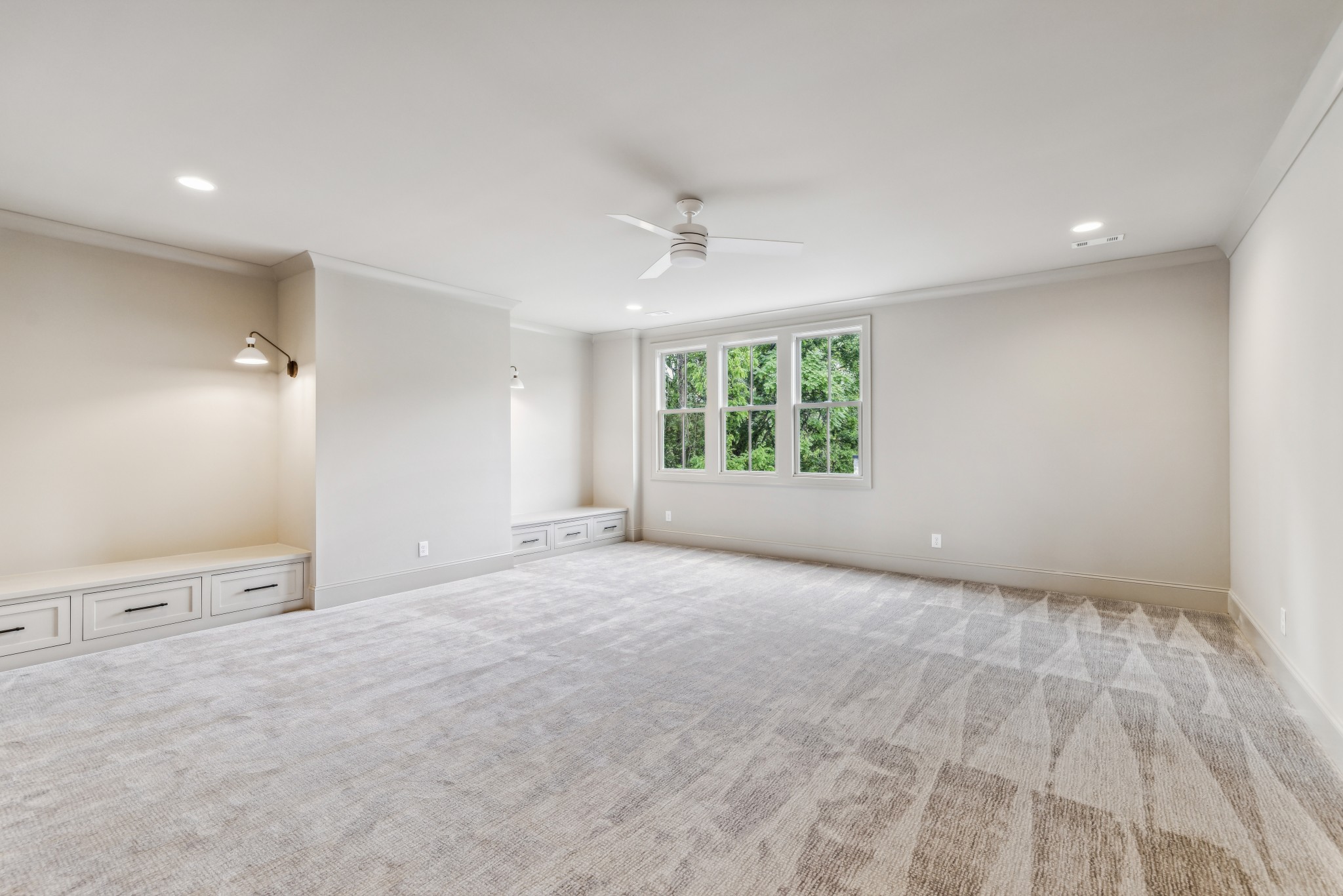 8121 Boiling Springs Pl