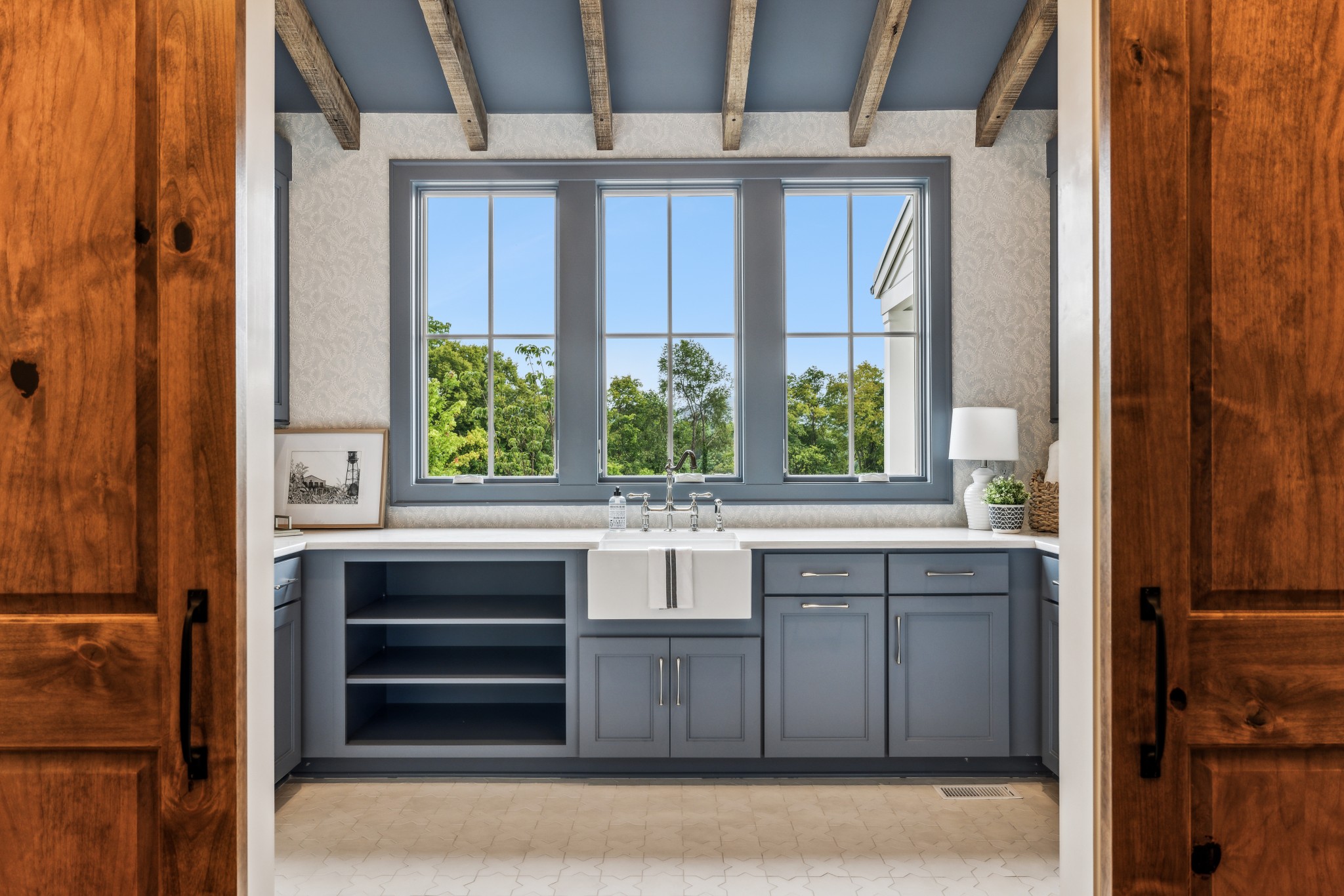 8121 Boiling Springs Pl