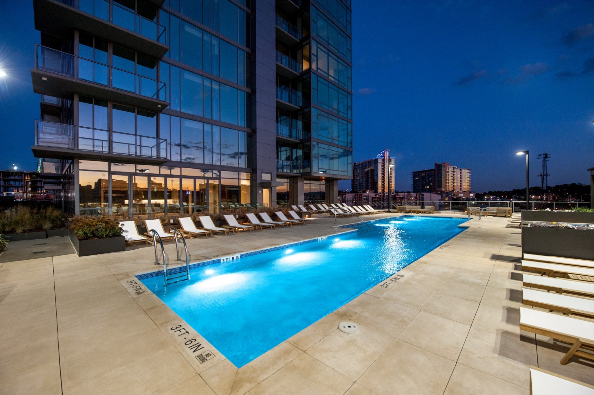 1212 Laurel St Unit: 711