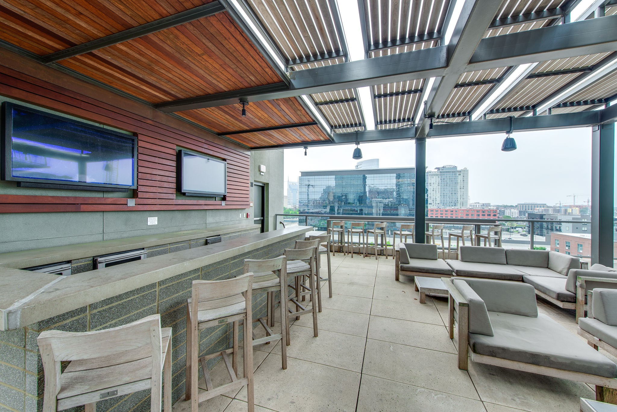 1212 Laurel St Unit: 711